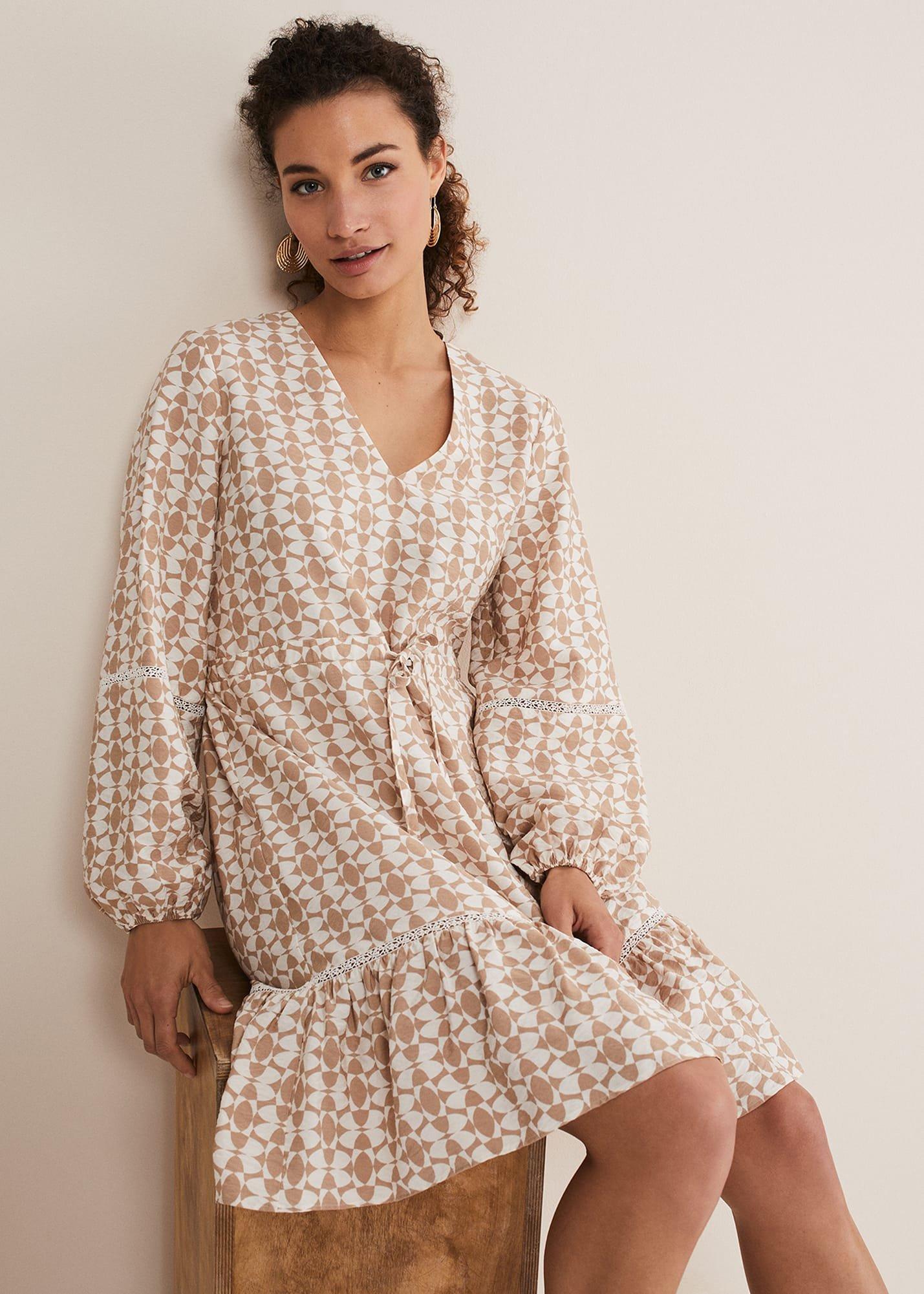 kesia-geo-print-swing-dress