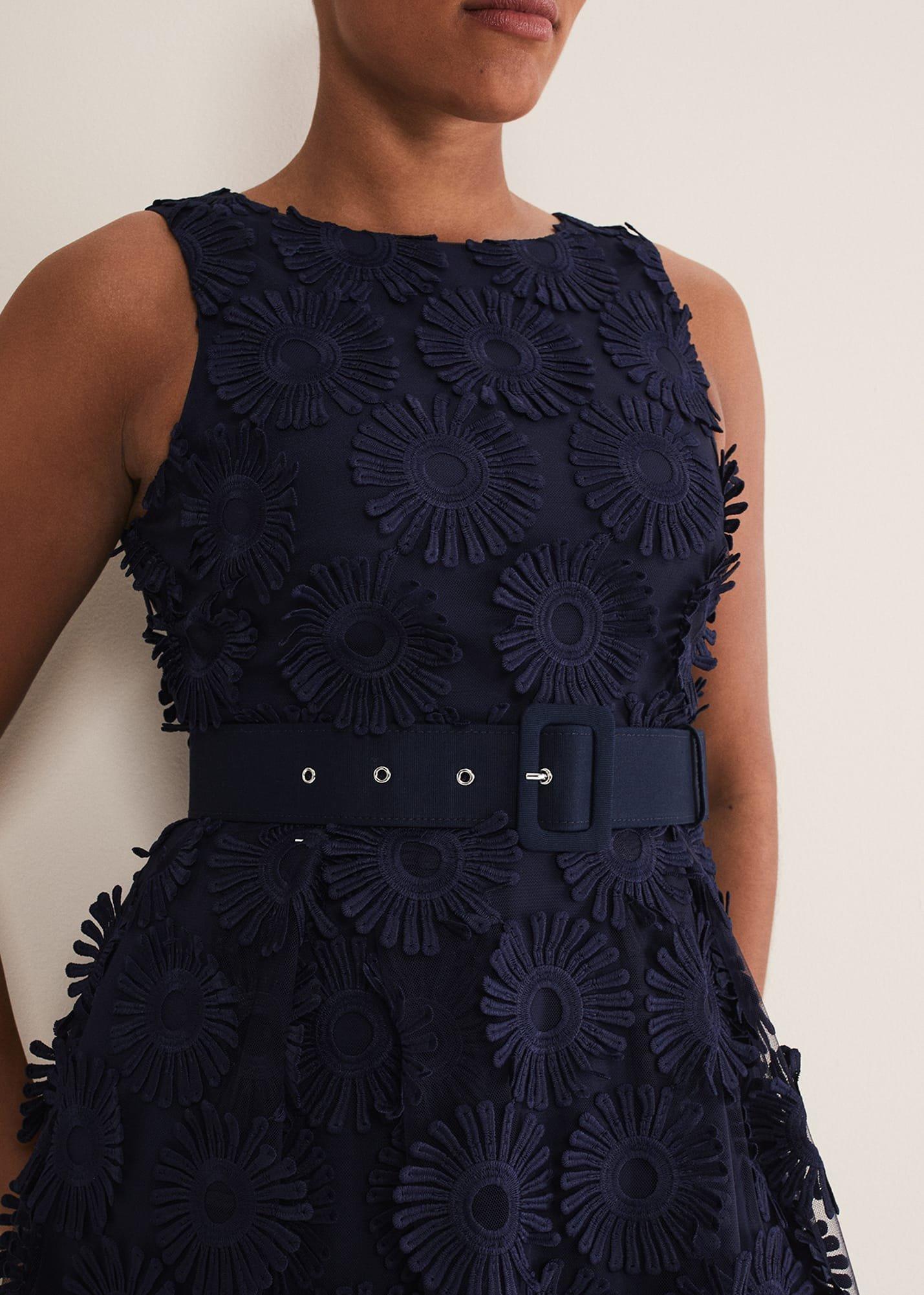 Flossy Lace Midi Dress