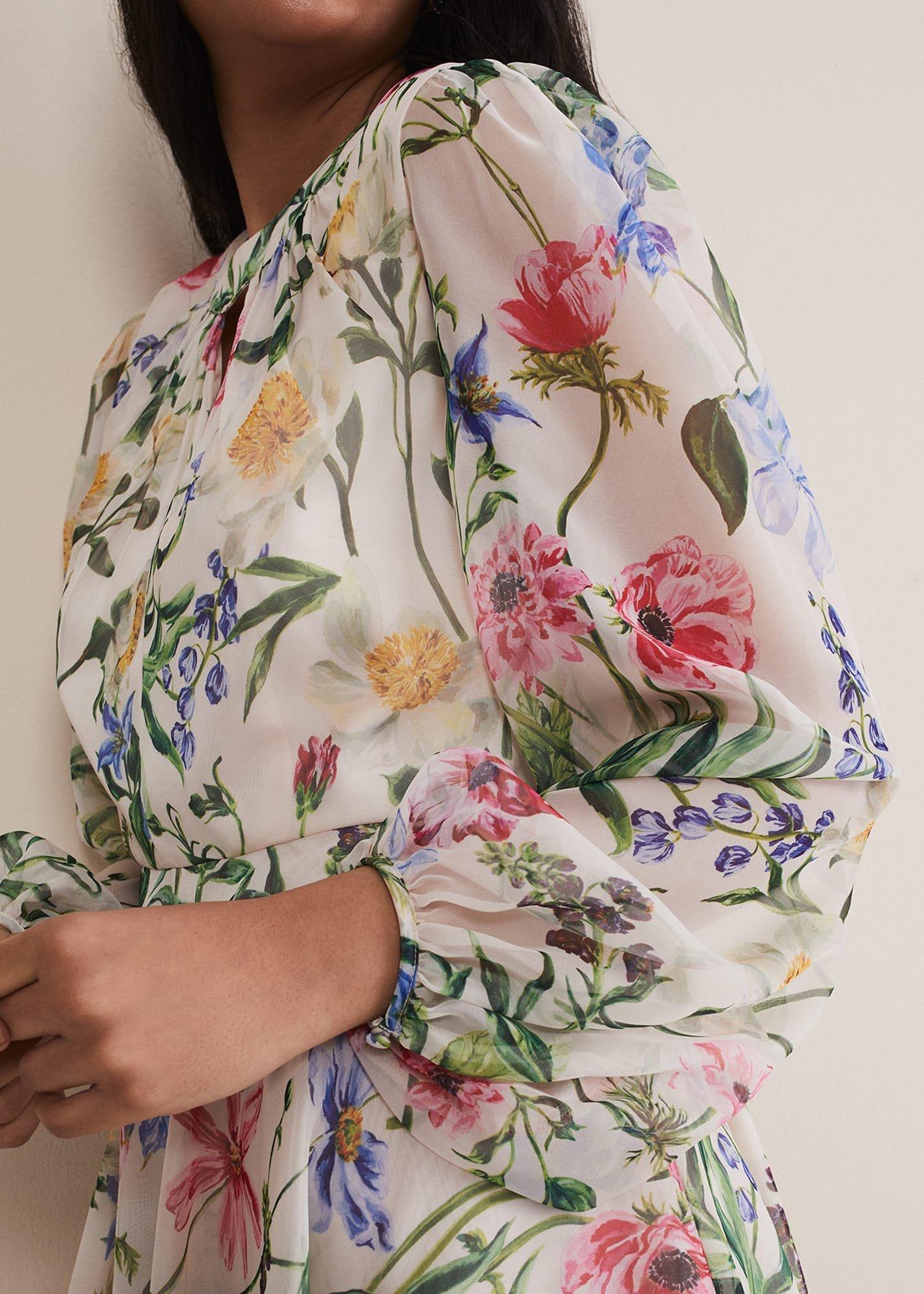Petite Everleigh Chiffon Floral Mini Dress