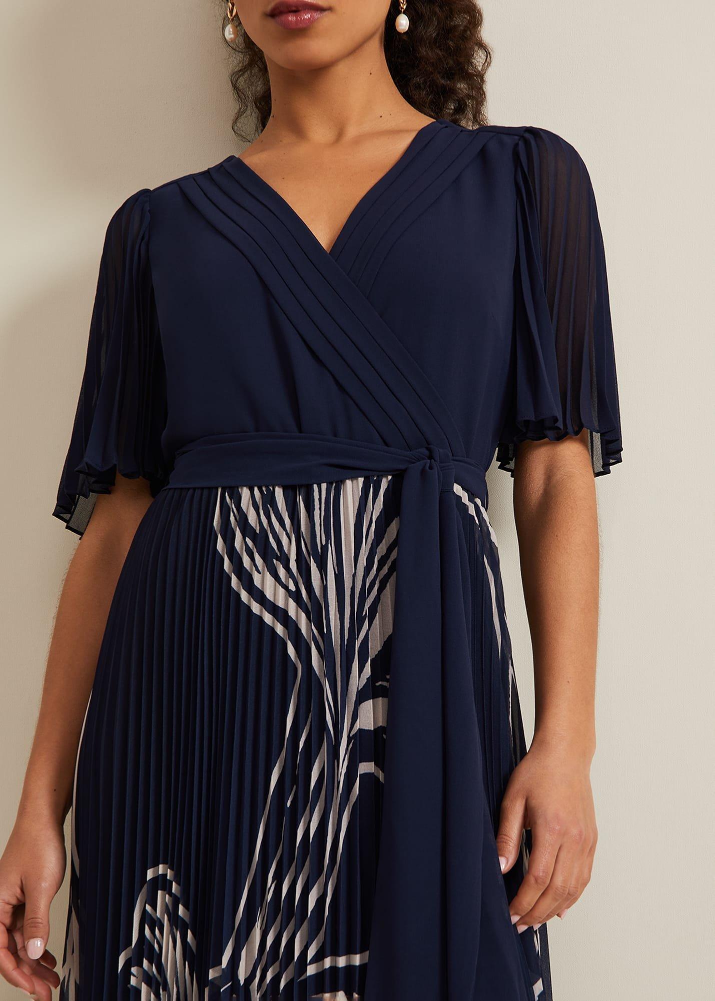 Petite Abigail Printed Pleat Midaxi Dress