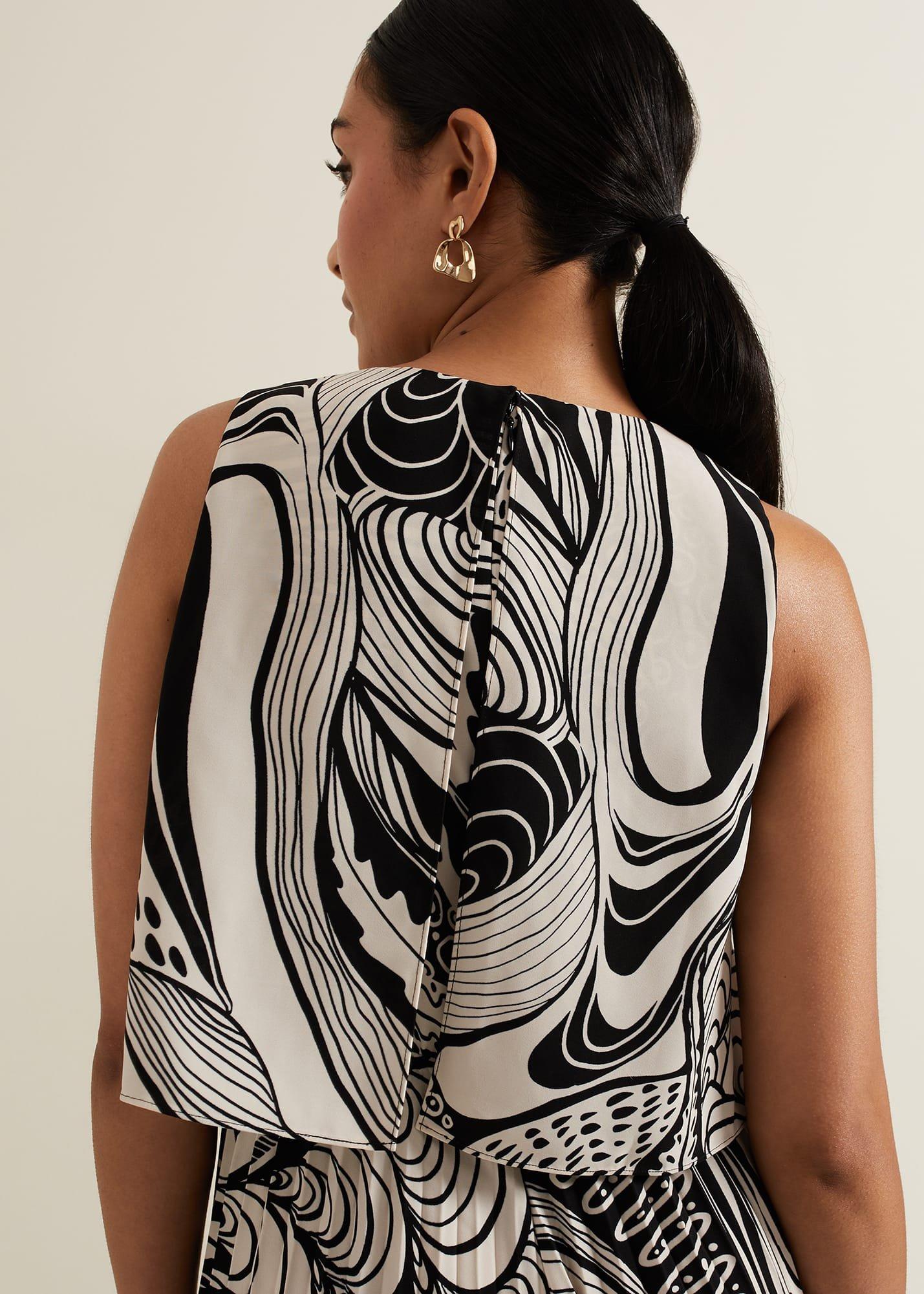 Petite Saskia Abstract Pleated Jumpsuit