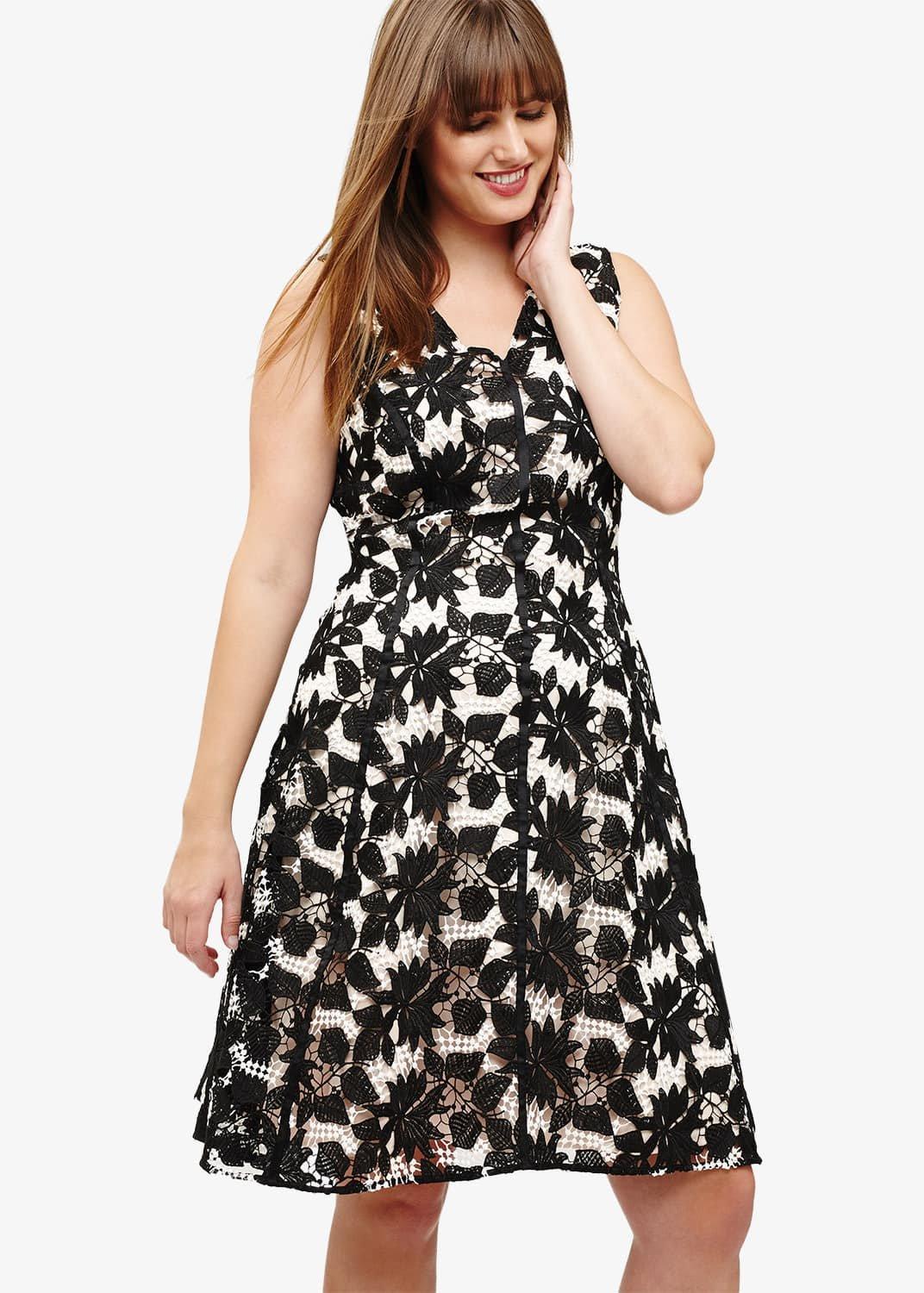 Bay Lace Dress