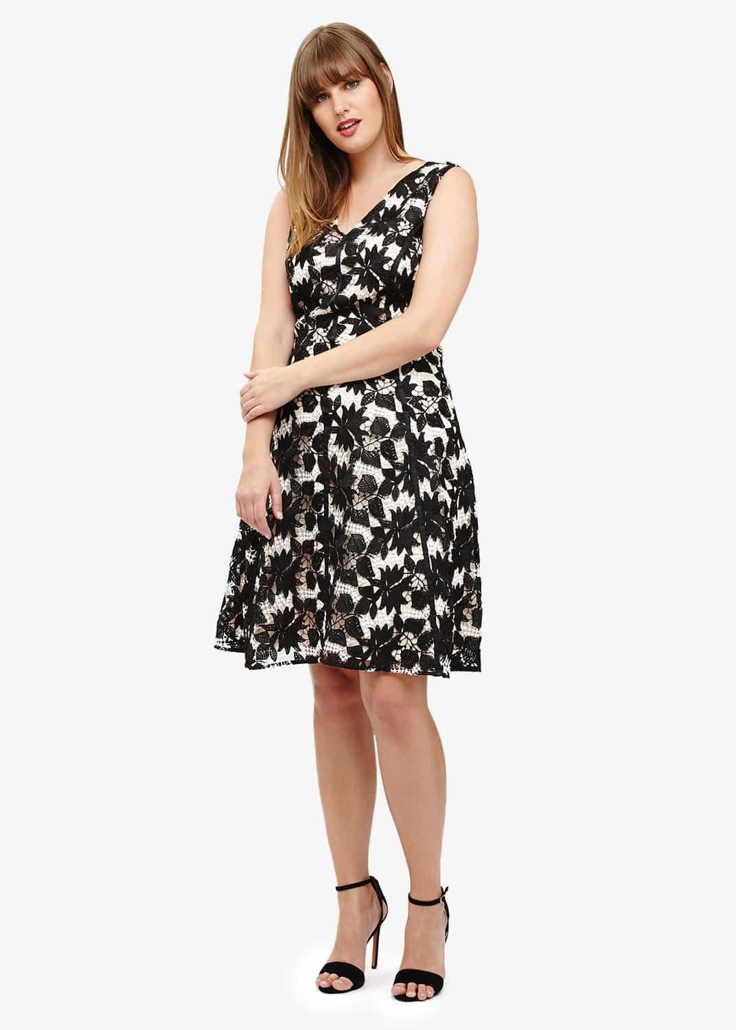 Bay Lace Dress