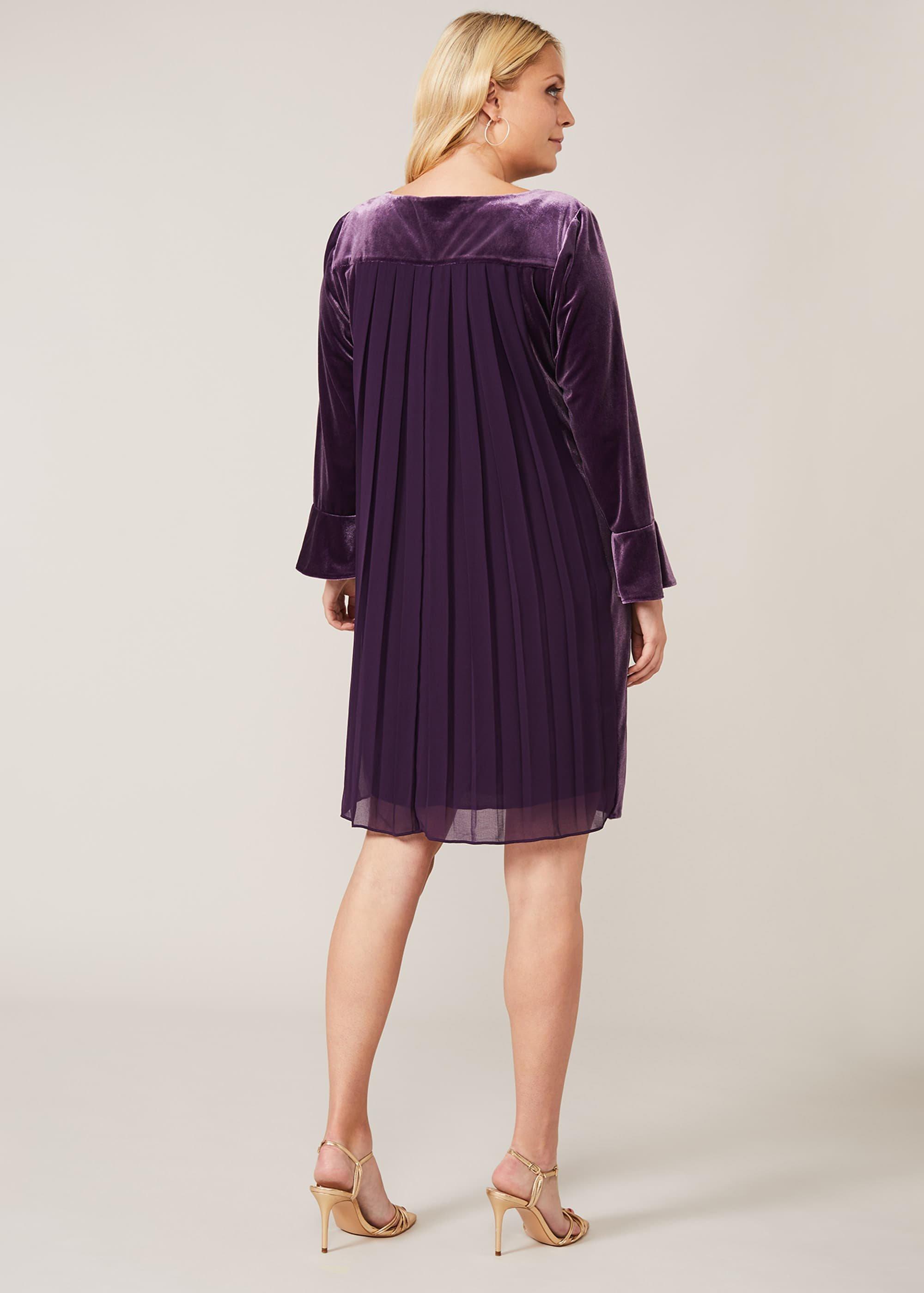 Avery Velvet Dress