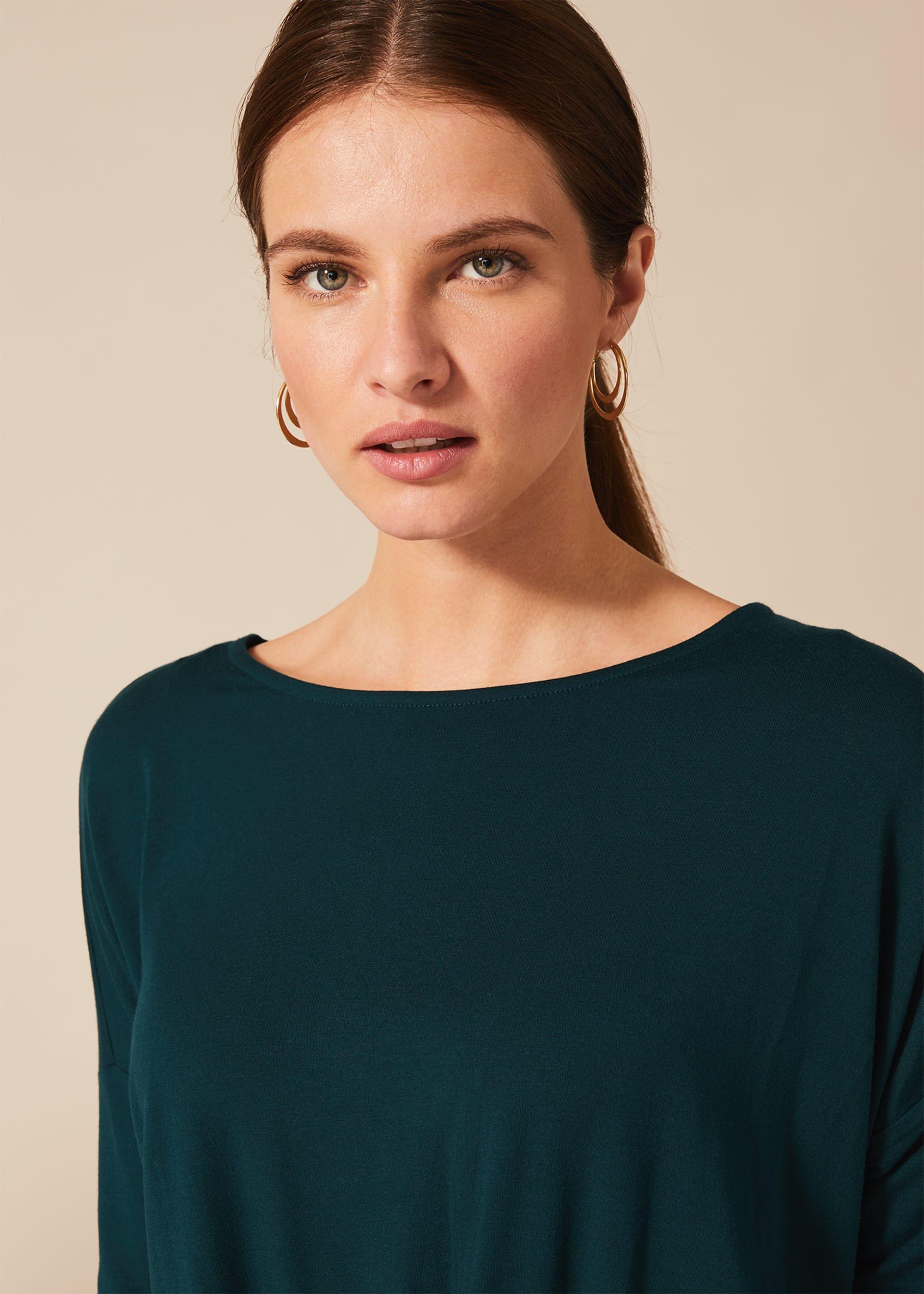 annina-pintuck-hem-top