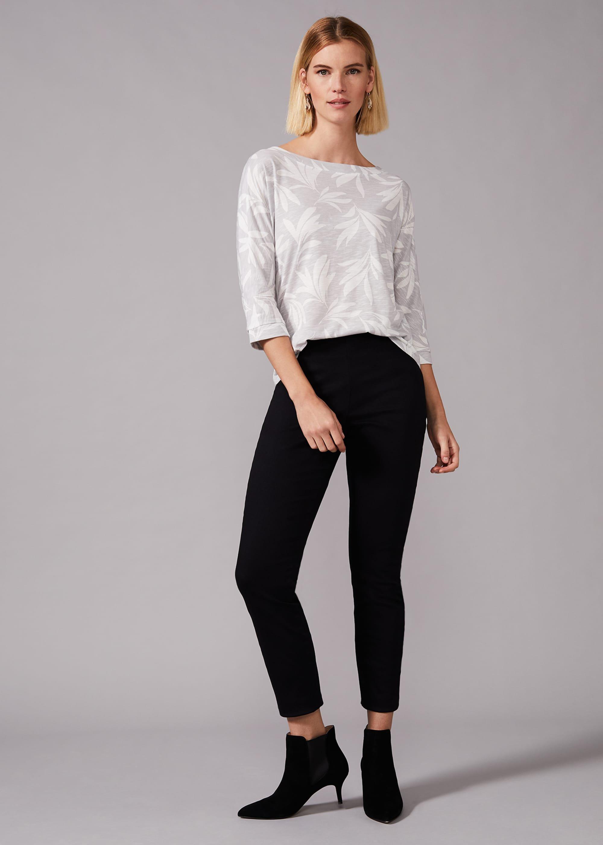 Ahmya Leaf Print Top