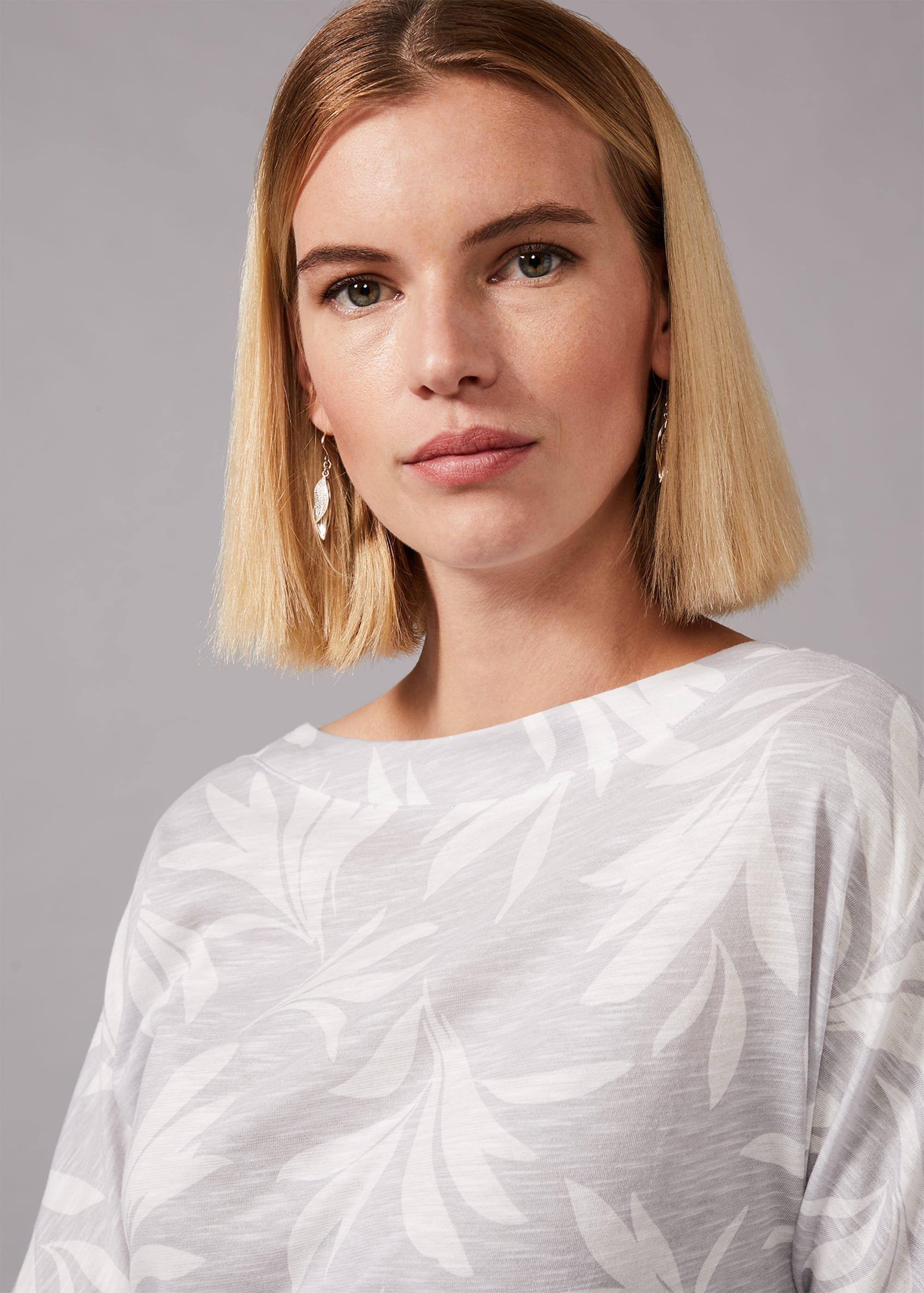 Ahmya Leaf Print Top
