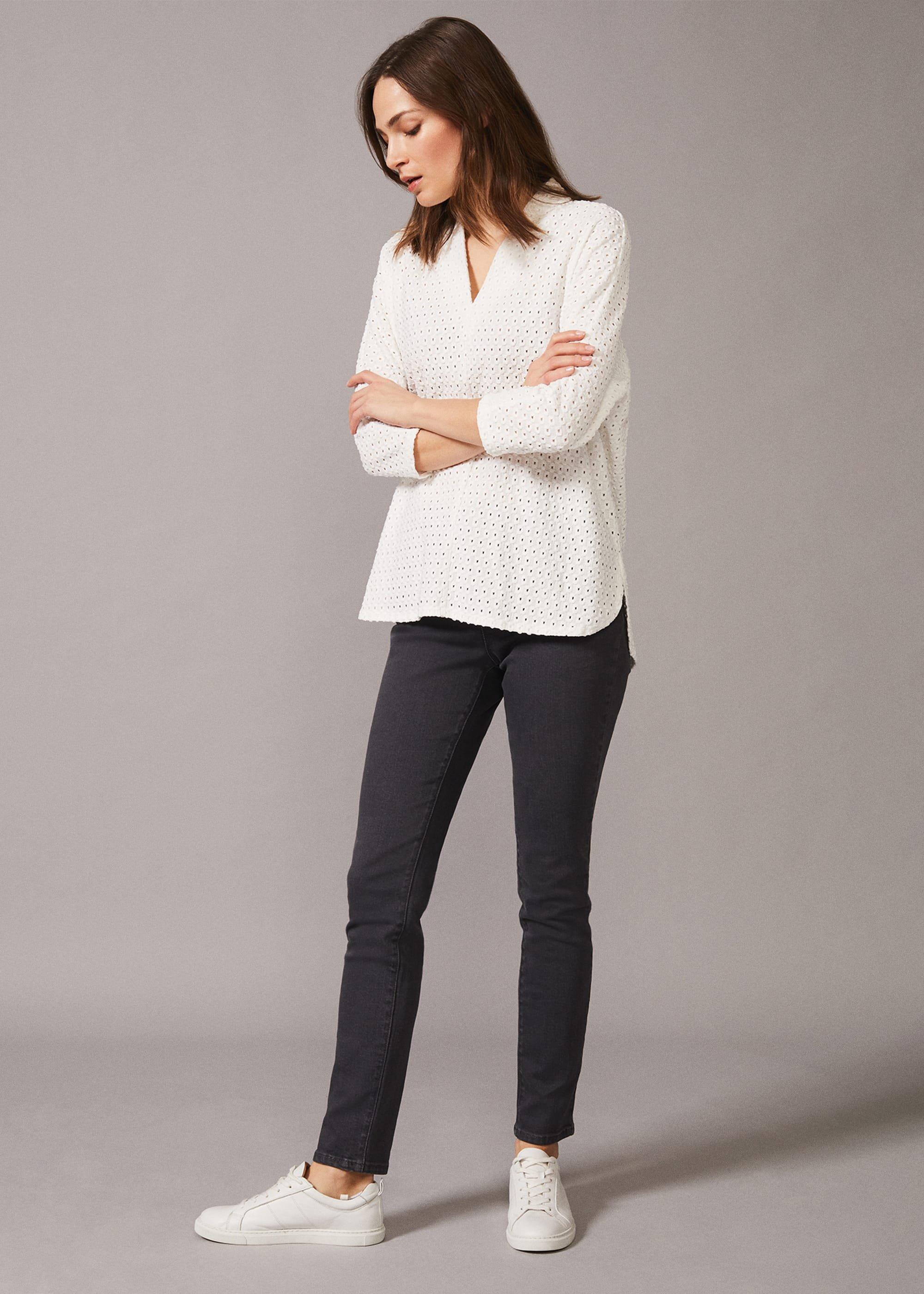 Vanessa Broderie Top
