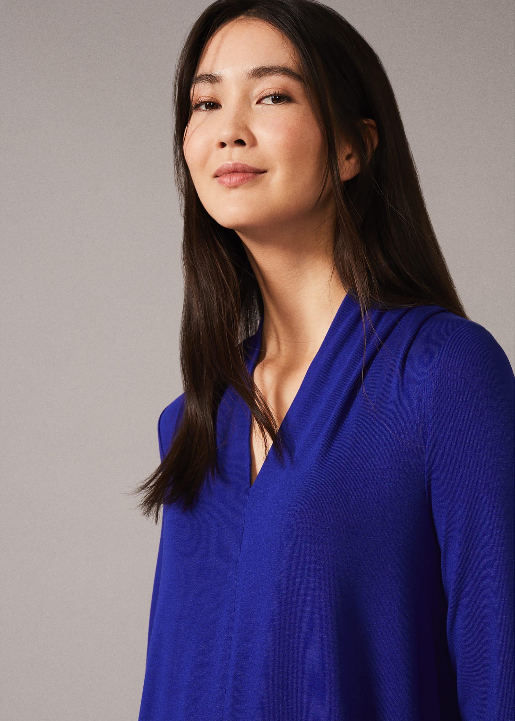 Chrissie V-Neck Swing Top