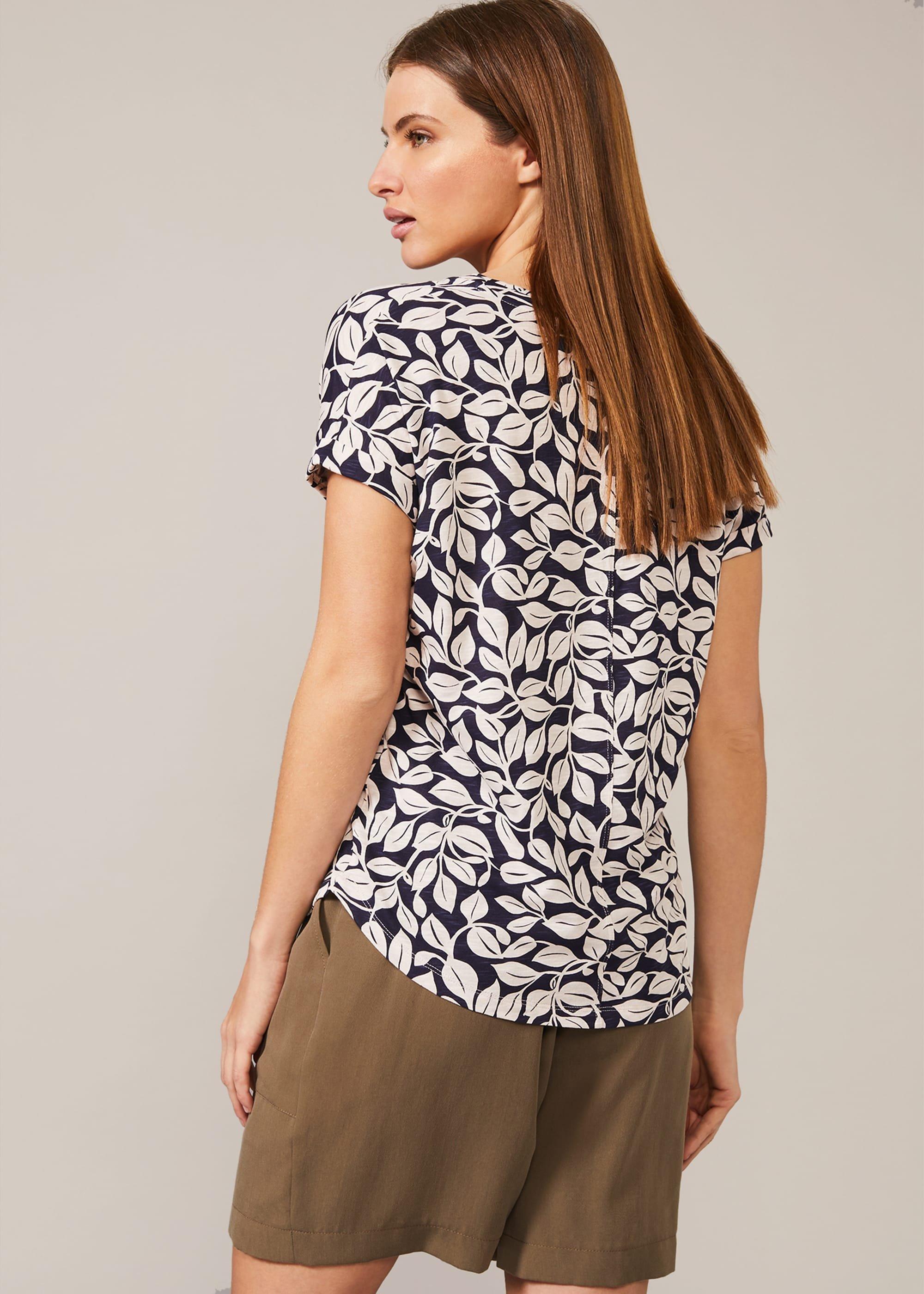 Hasina Leaf Print T-Shirt