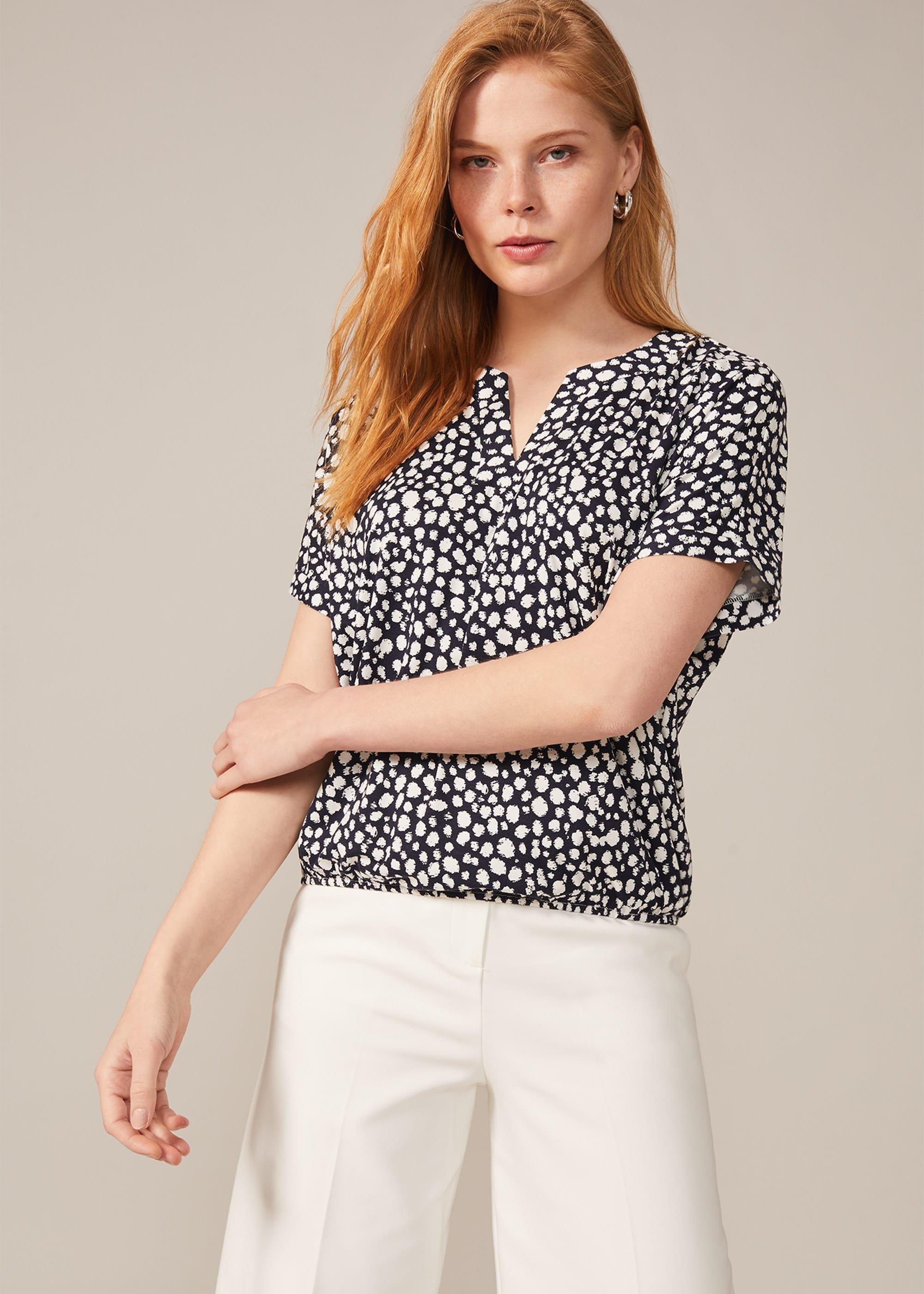 zakiyah-spot-notch-neck-print-top
