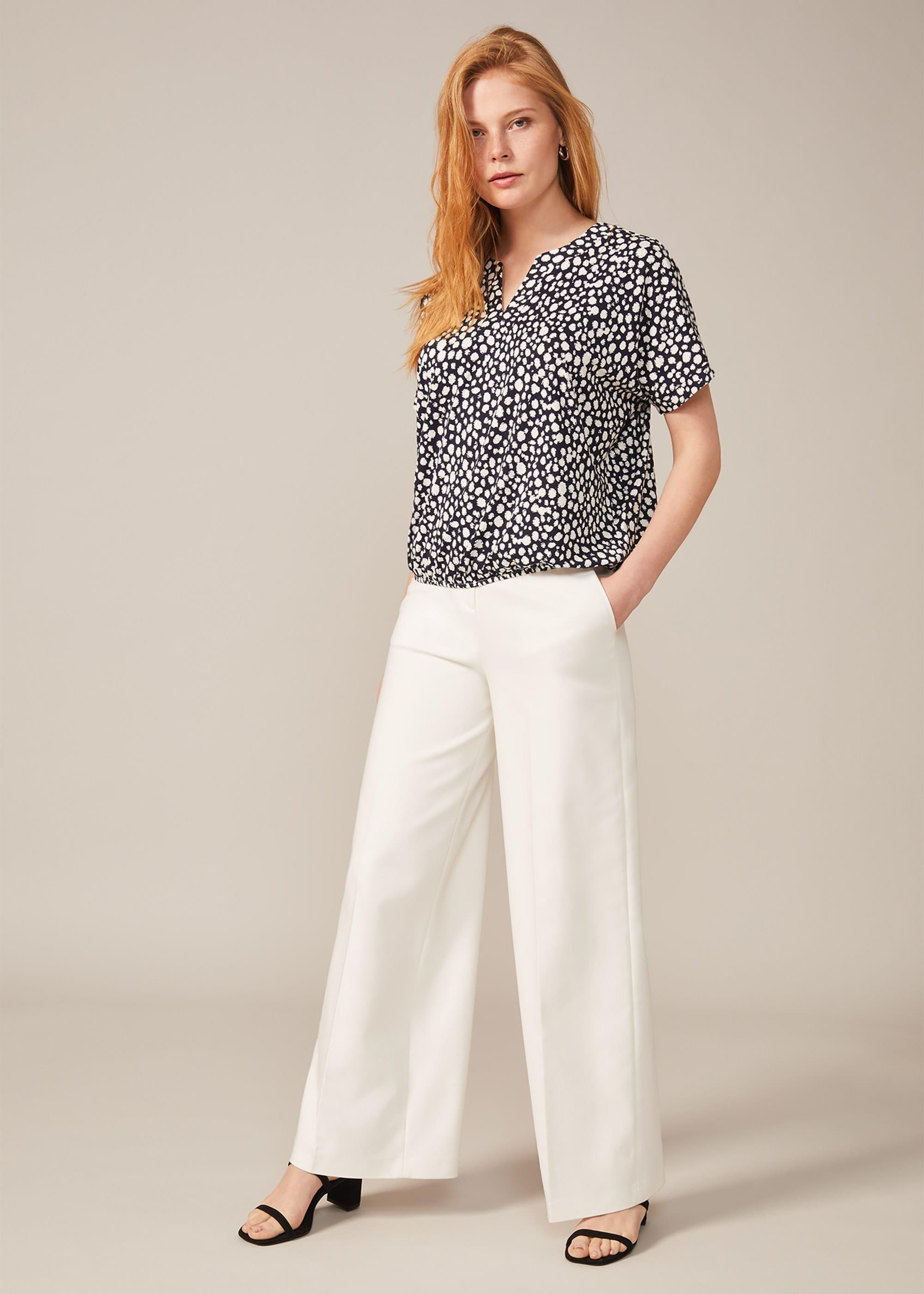 zakiyah-spot-notch-neck-print-top