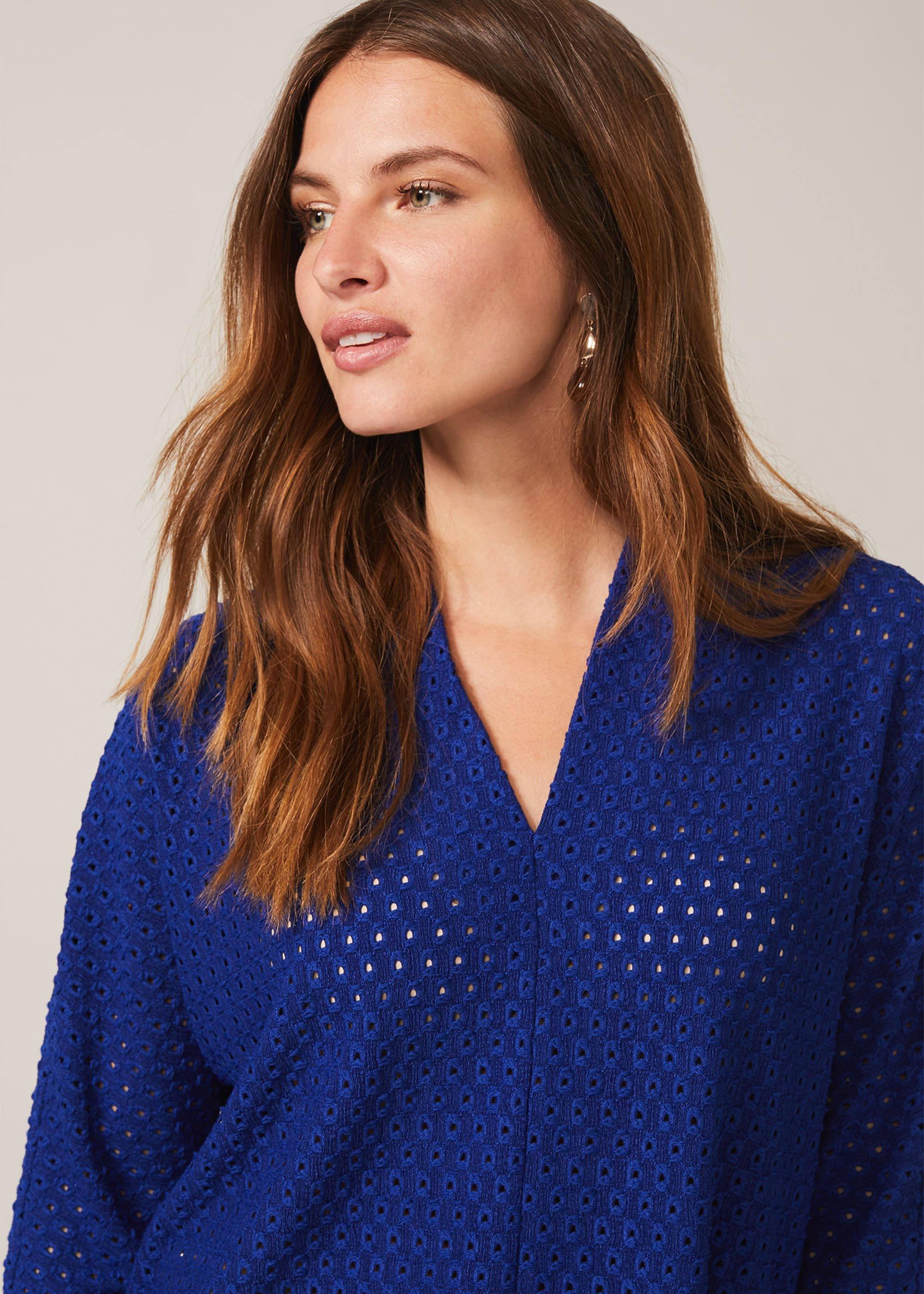 Vanessa V-Neck Lace Top