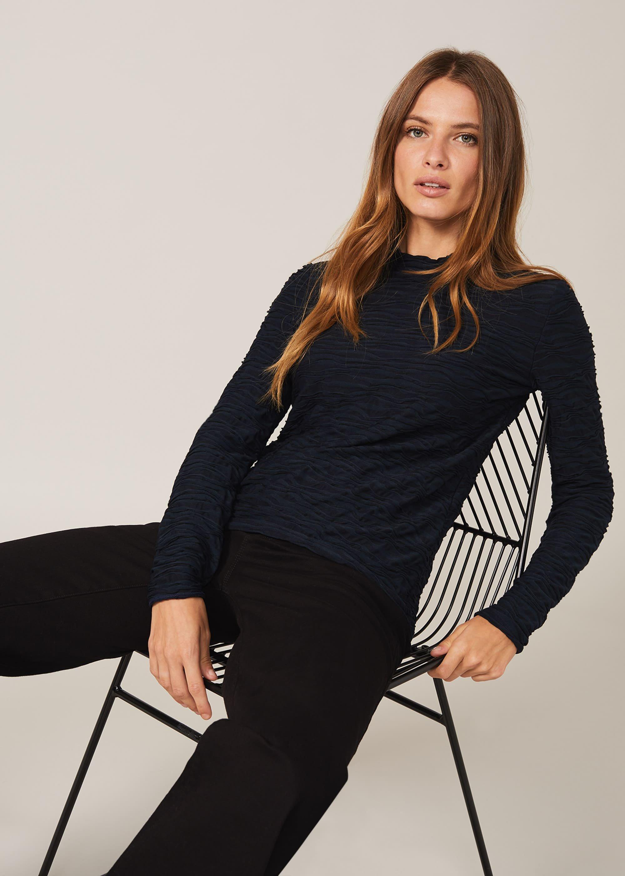 Iris Fitted Textured Top