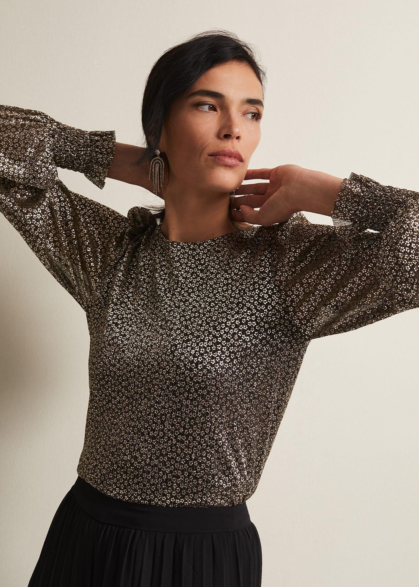 Valery Plisse Foil Top