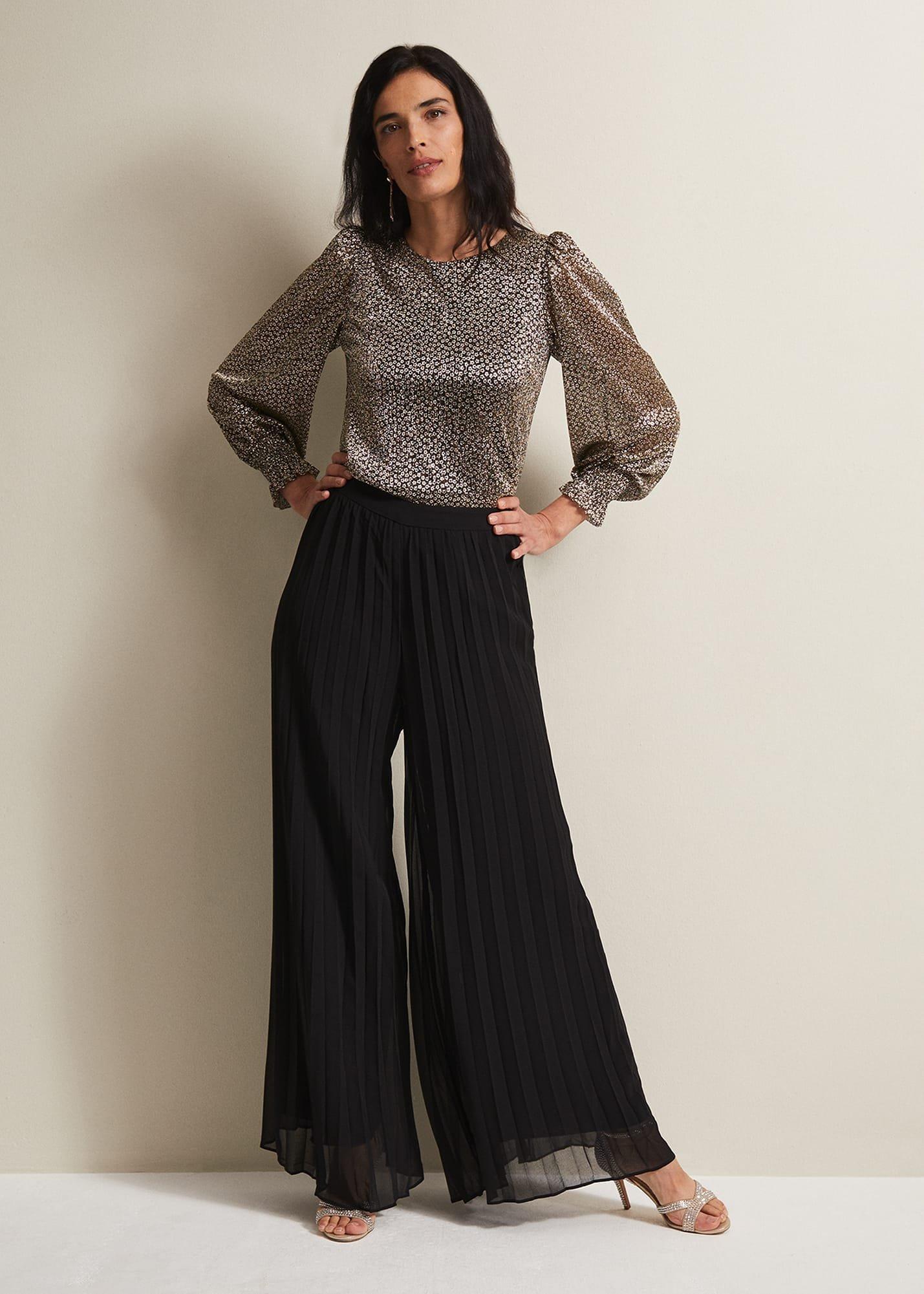 Valery Plisse Foil Top