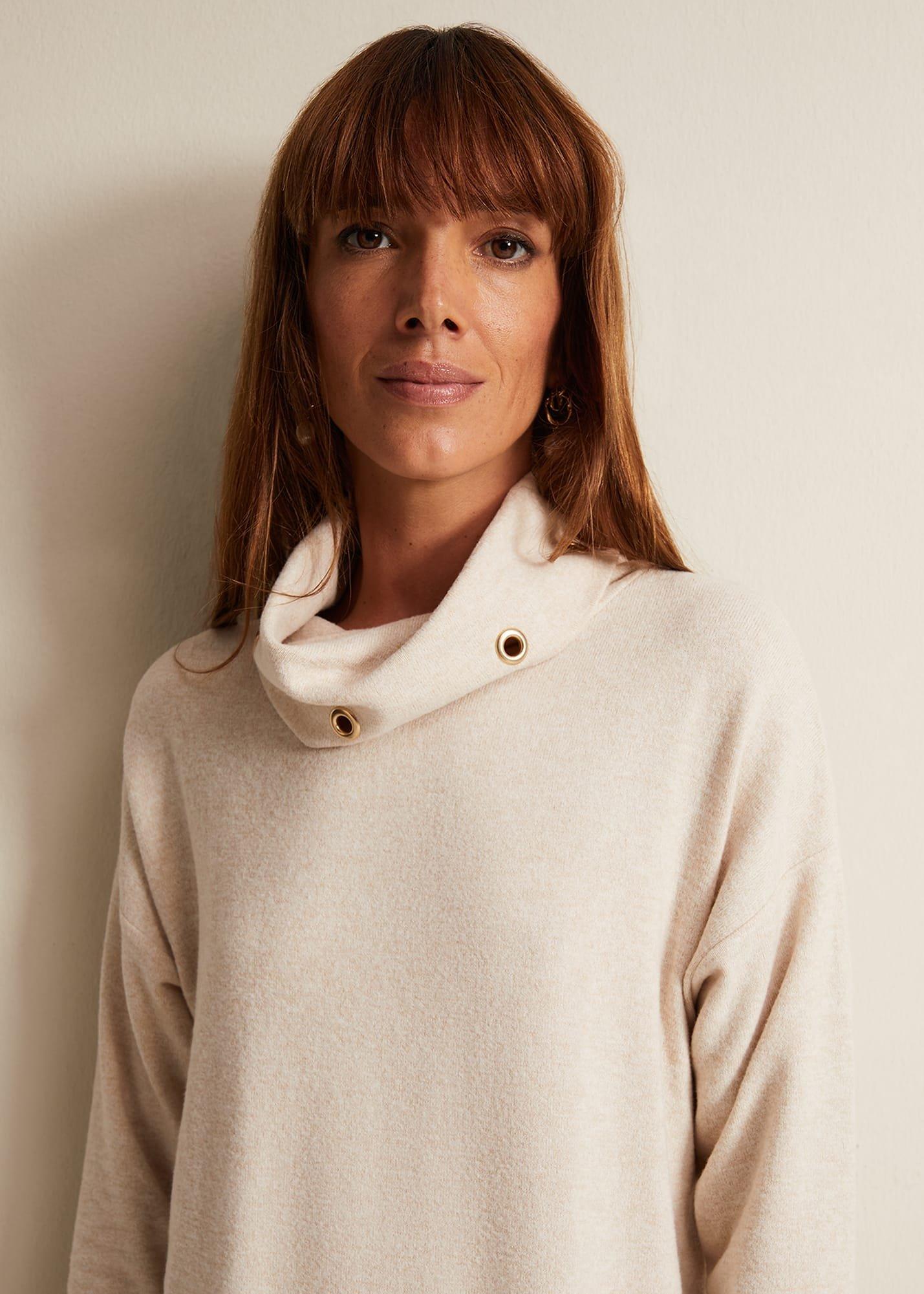 Gwen Eyelet Snuggle Top
