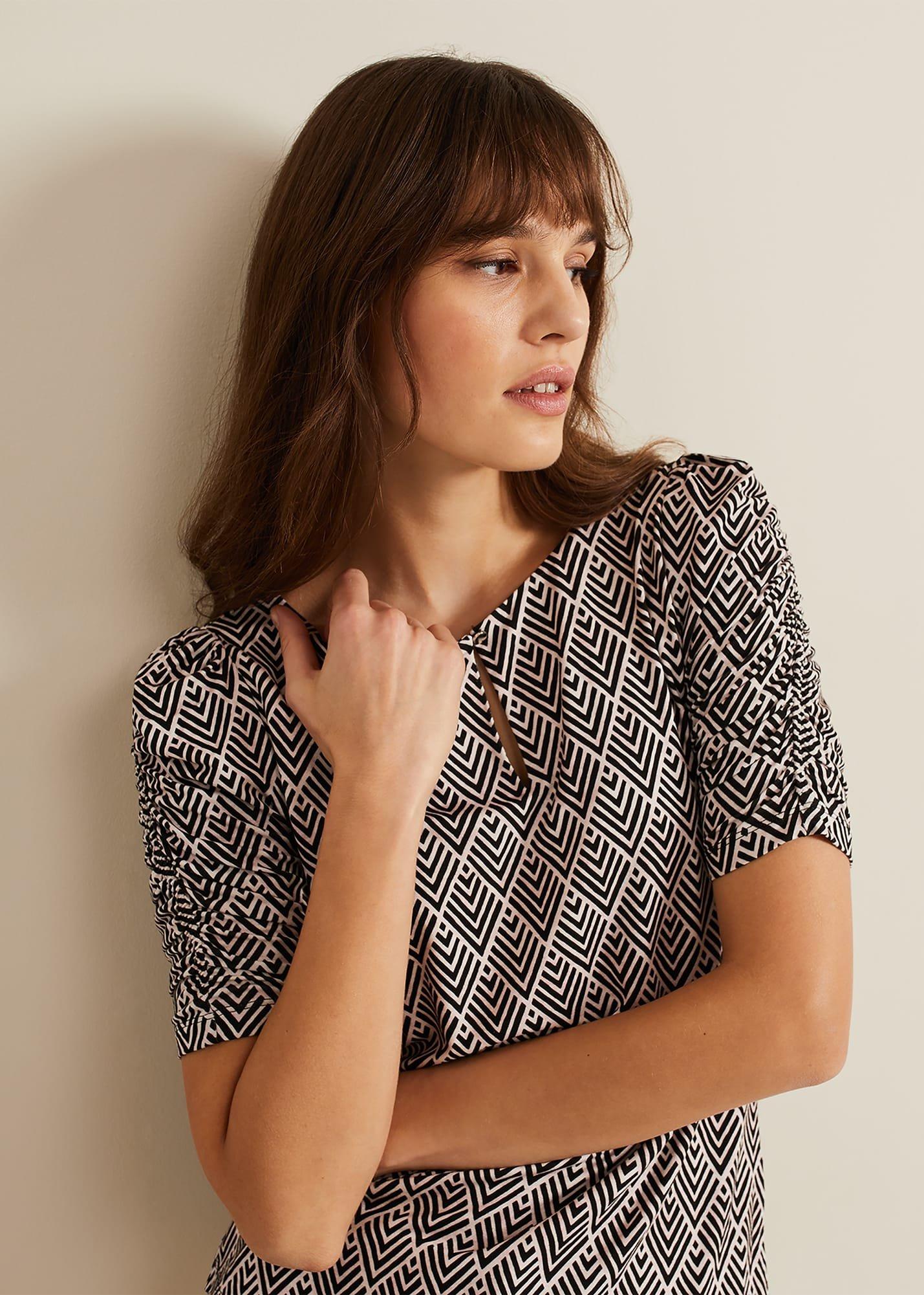 Evelyn Geo Print Top