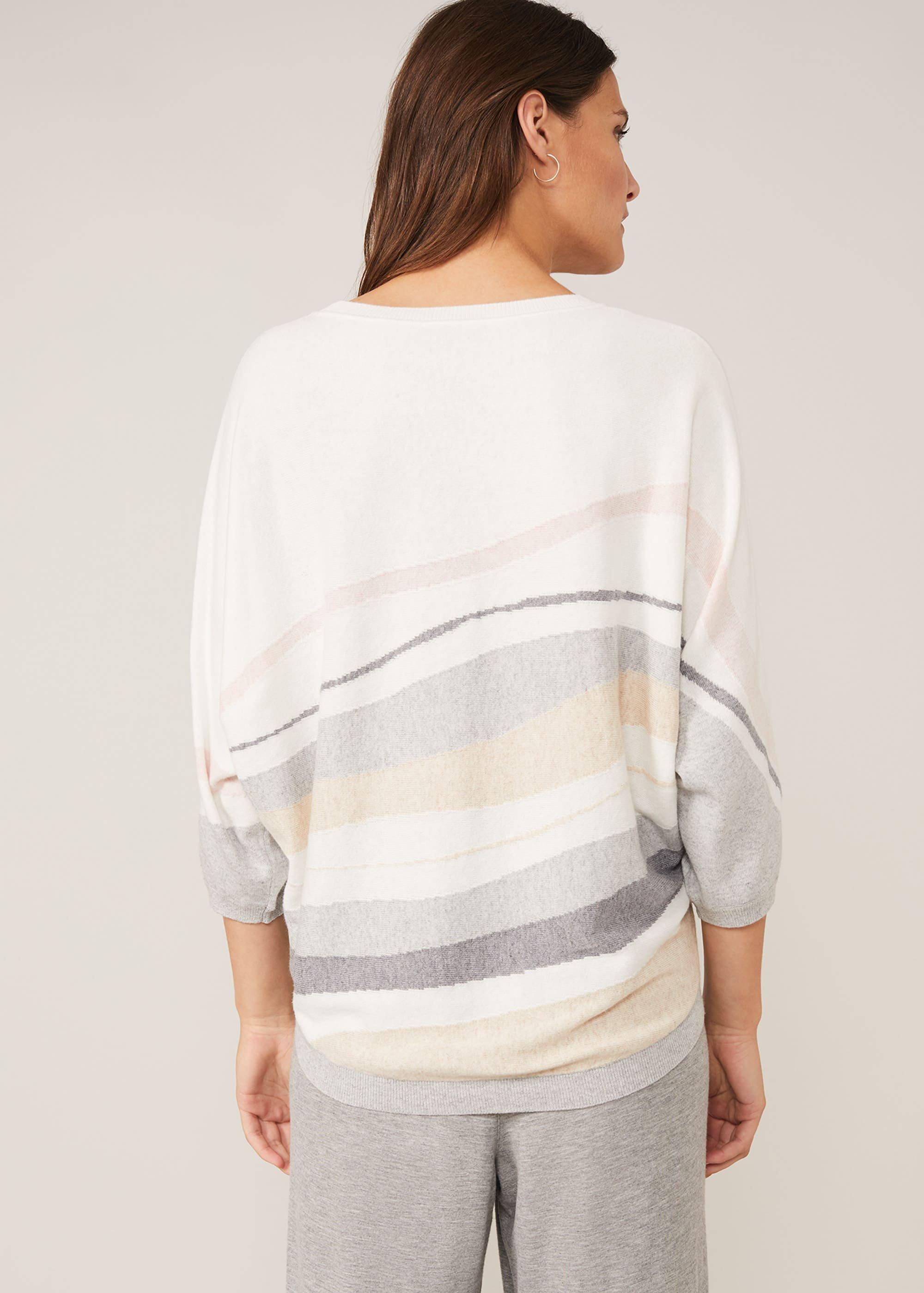 Aisleen Wave Knit Top
