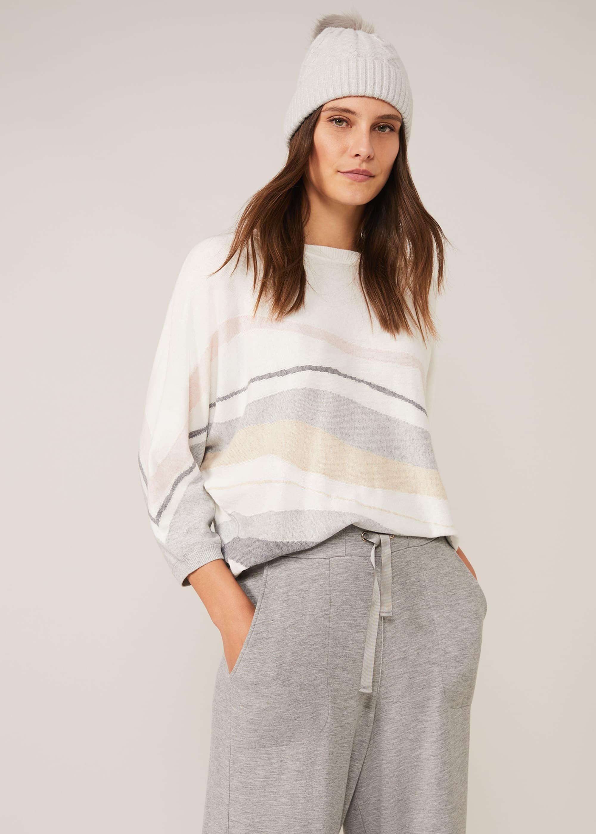 Aisleen Wave Knit Top