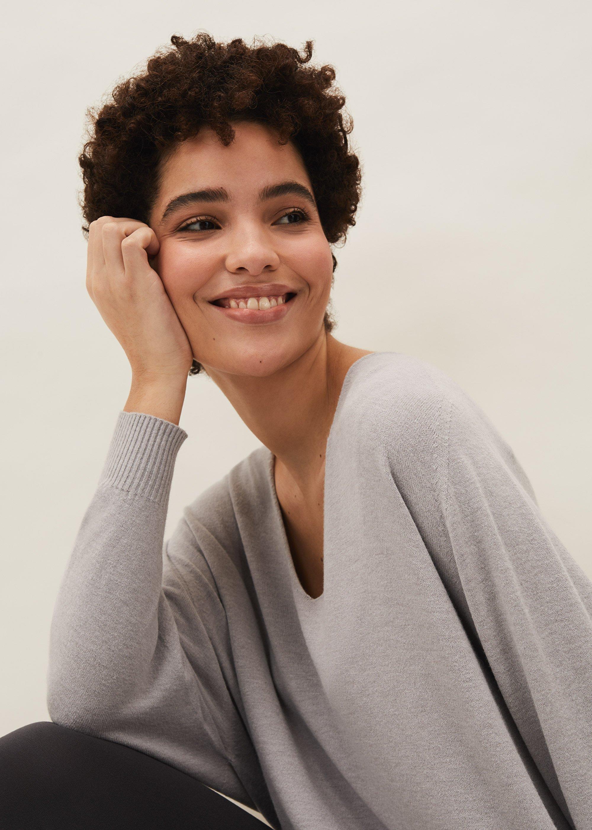 Senita V-Neck Jumper