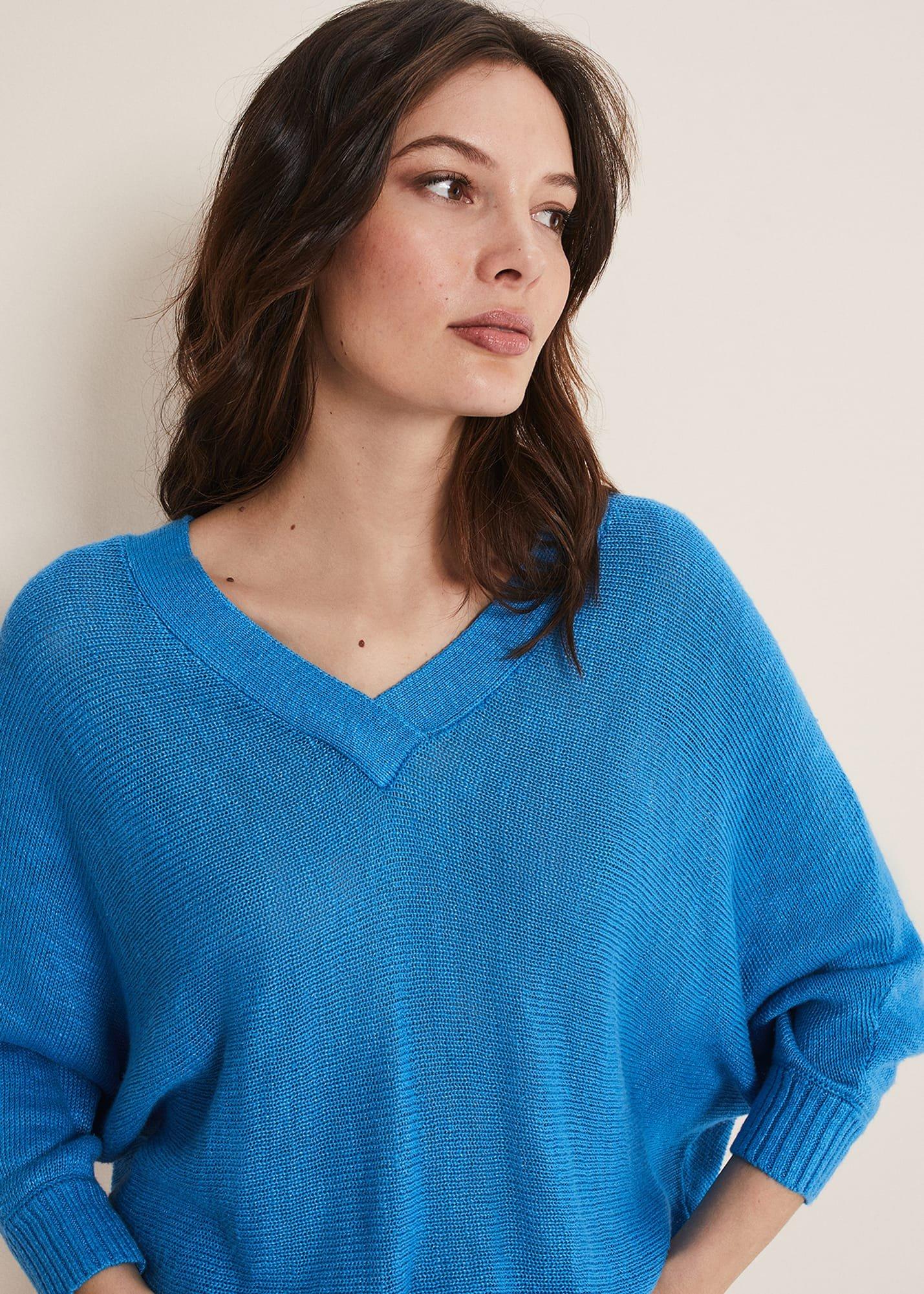 Larol Linen V Neck Knit