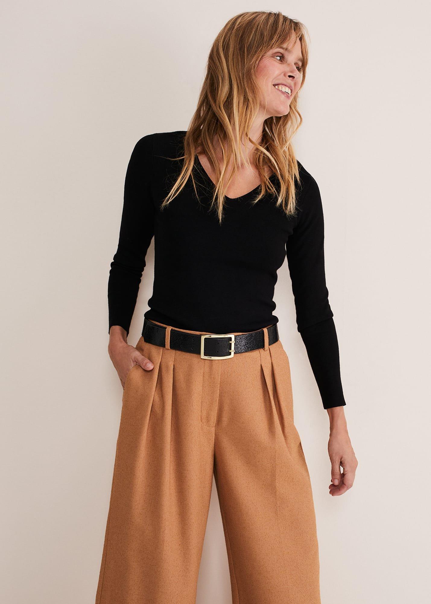 Molla V Neck Knit