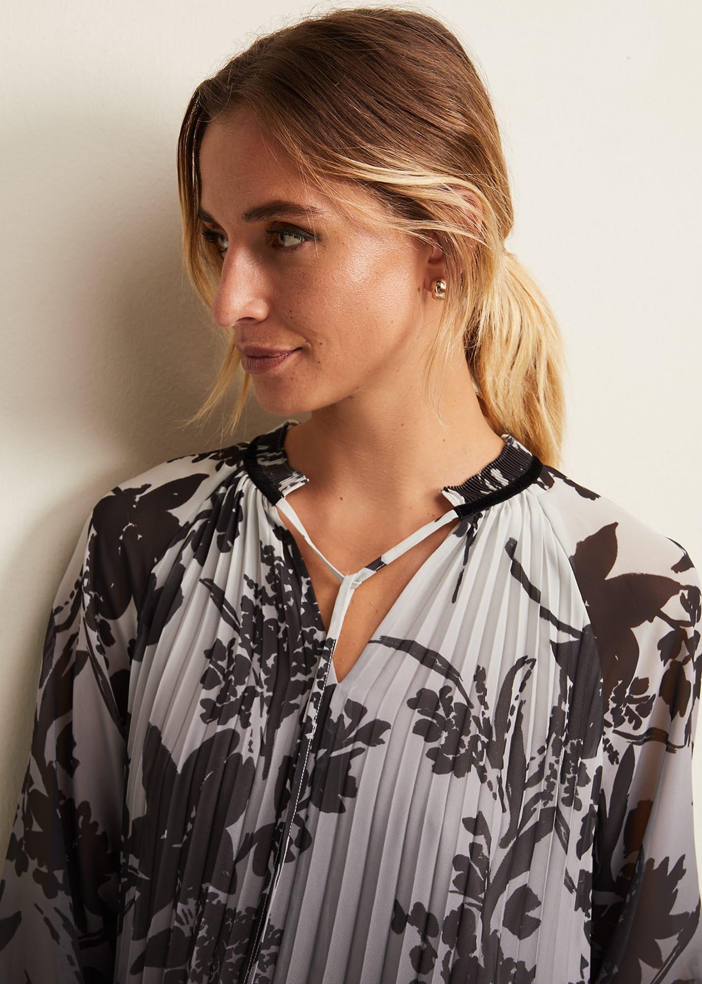 Nayla Shadow Floral Pleat Top