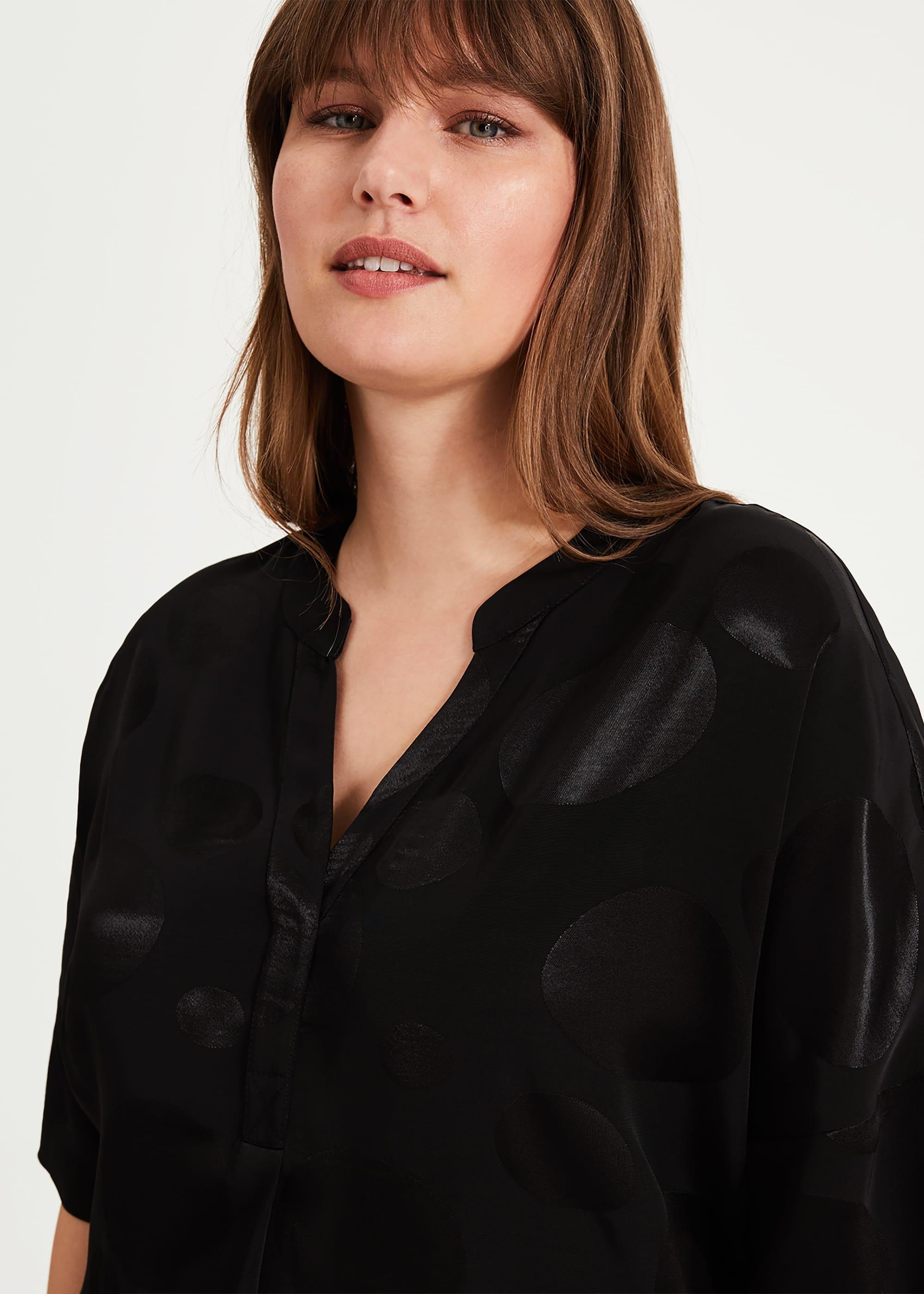 Annie Spot Top