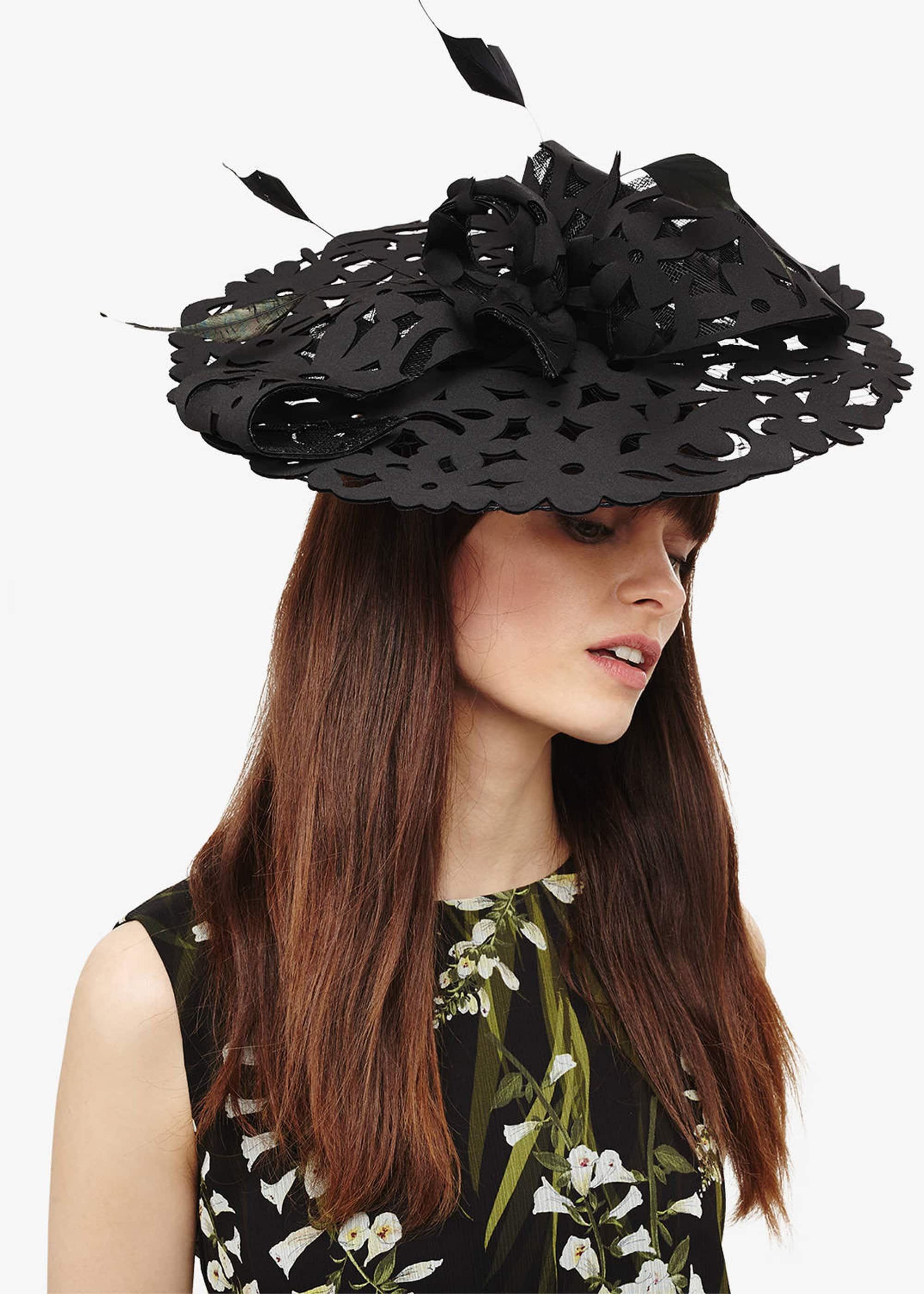 Ariana Cut Out Fascinator