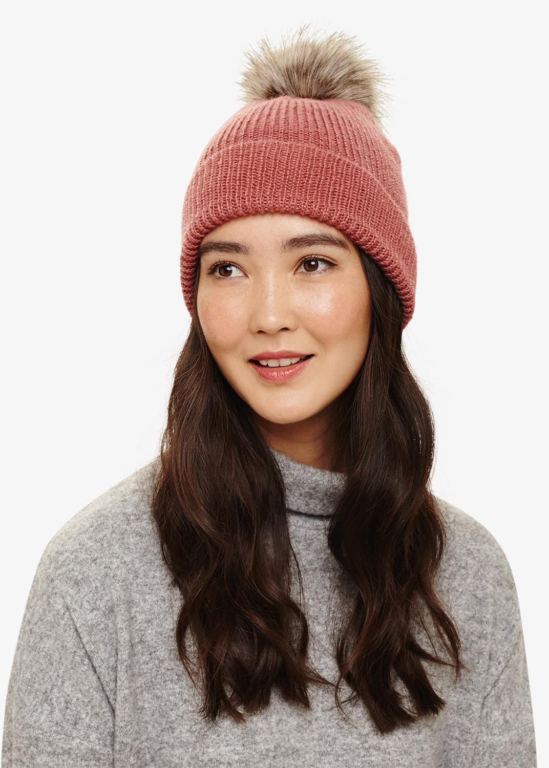 Violetta Pom Pom Hat