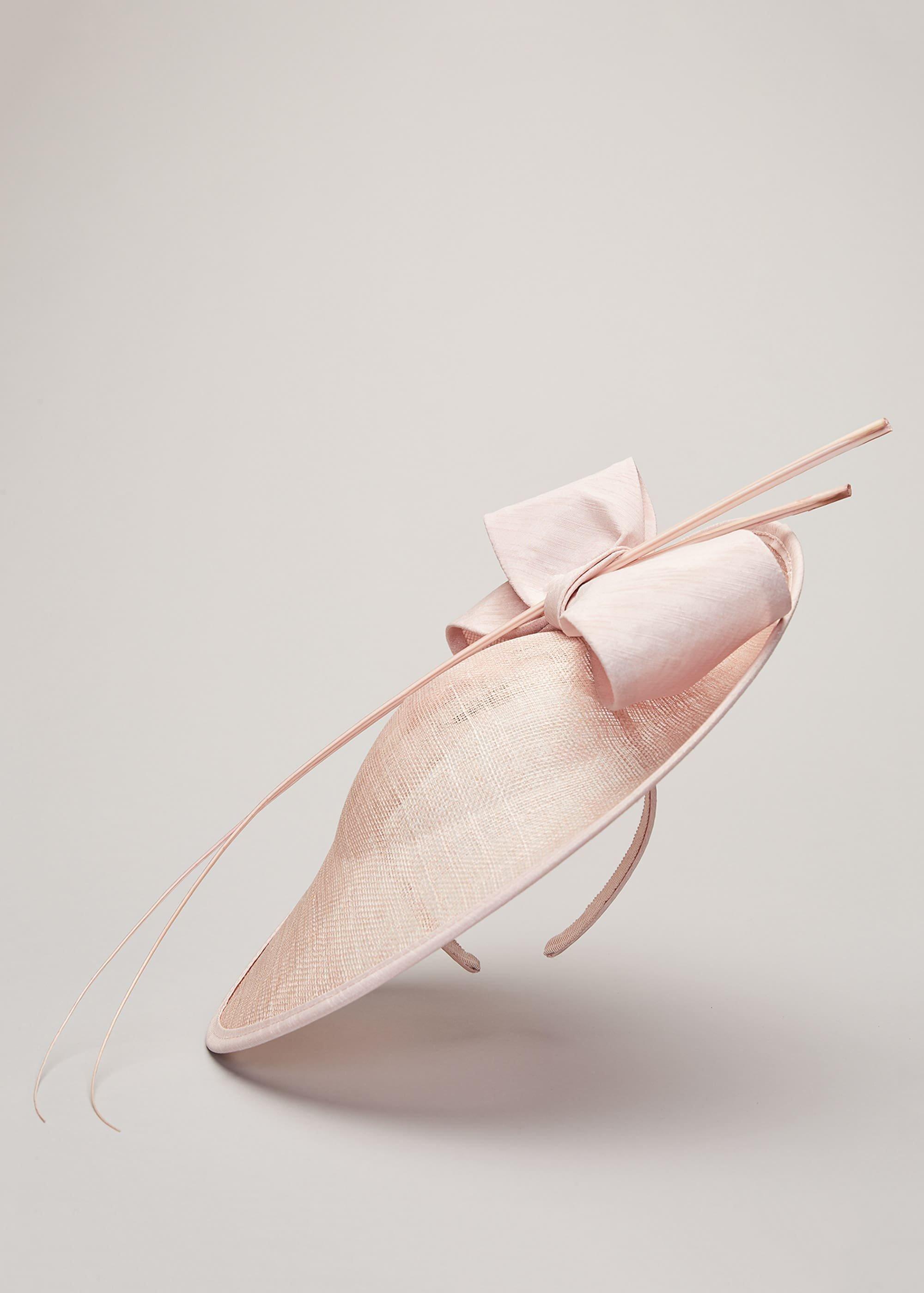 Winnie Oval Disc Fascinator