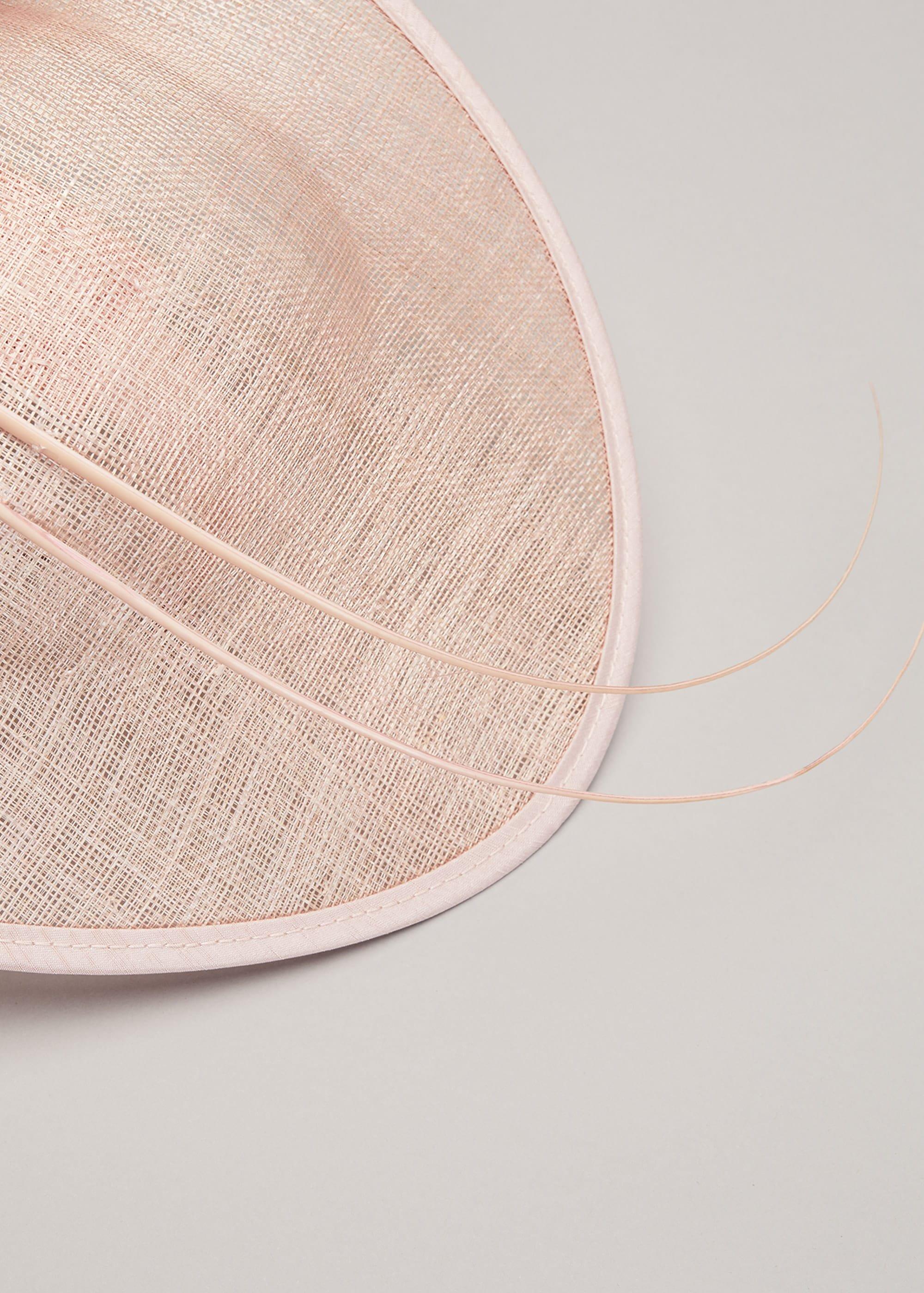 Winnie Oval Disc Fascinator