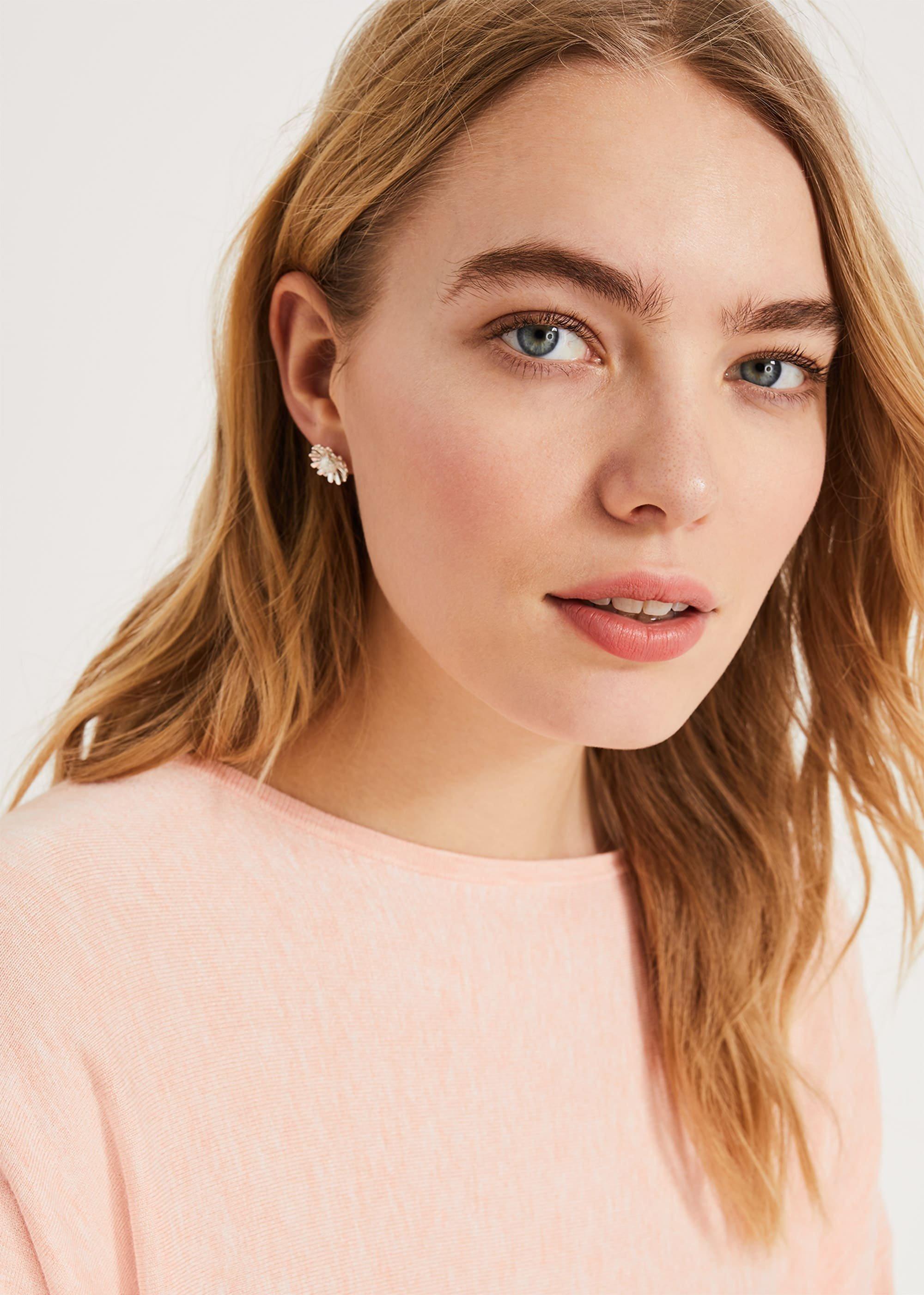 Sarah Flower Stud Earrings