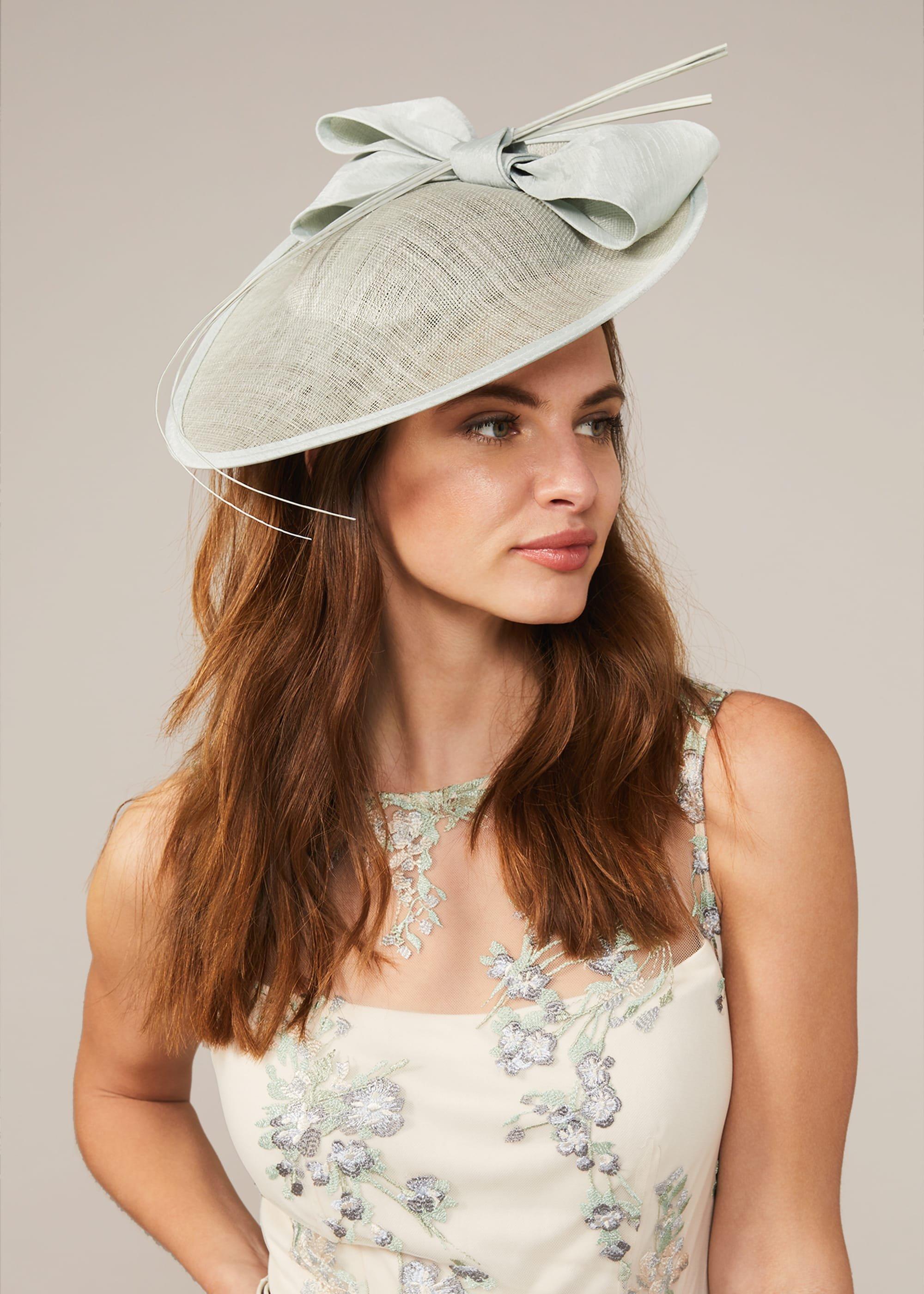 Winnie Oval Disc Fascinator