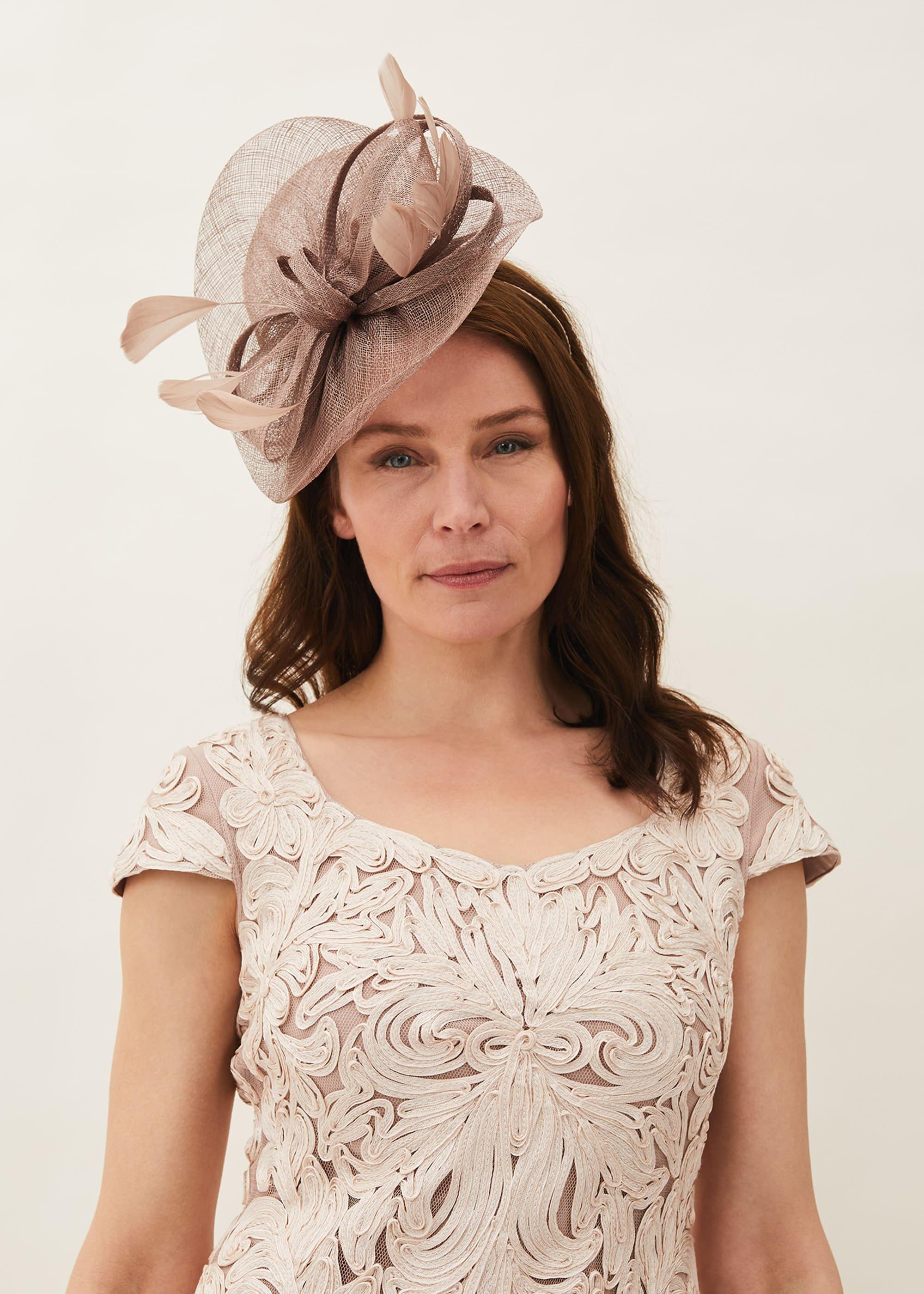 Gulia Twist Fascinator