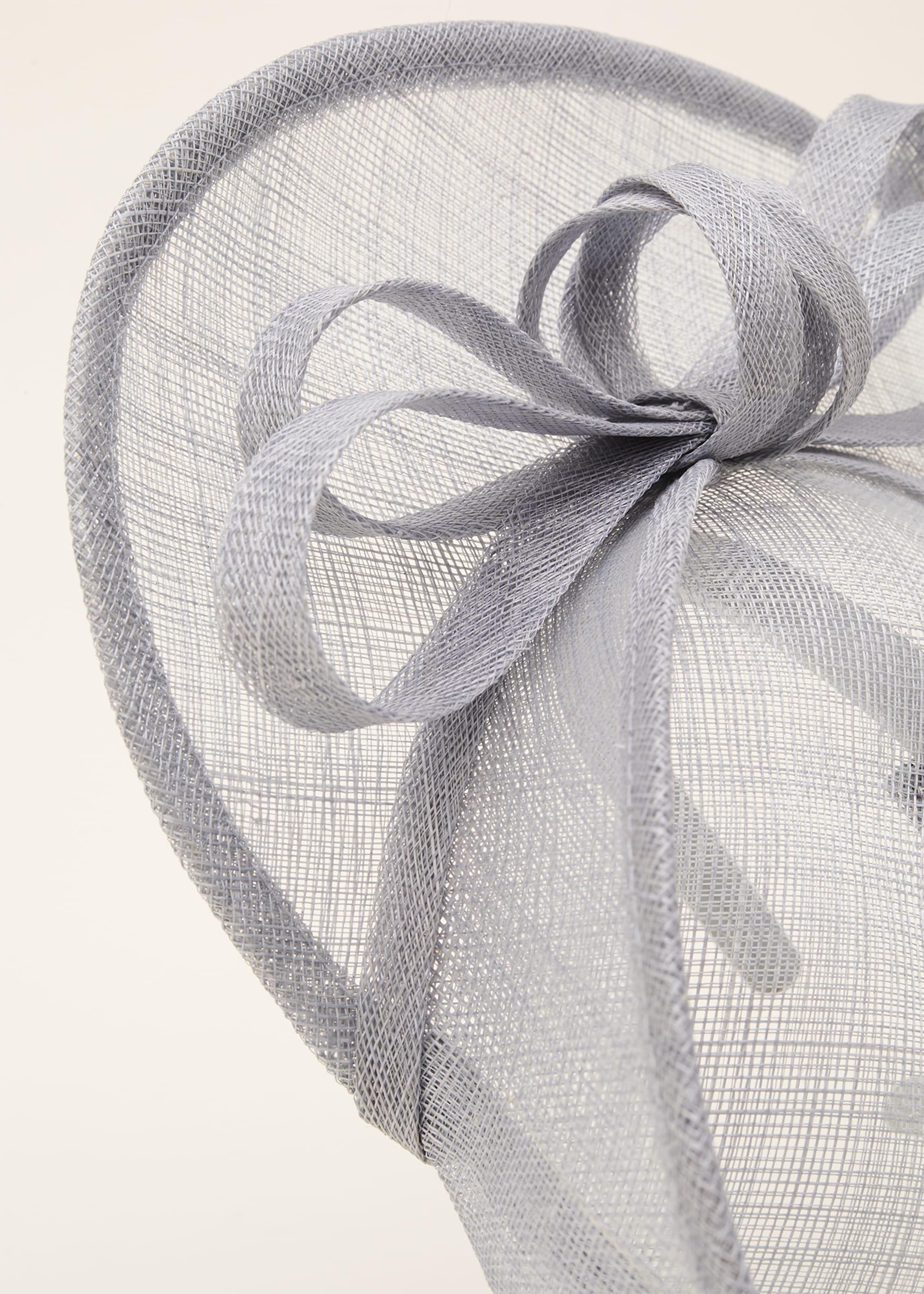 Muna Twist Disc Fascinator