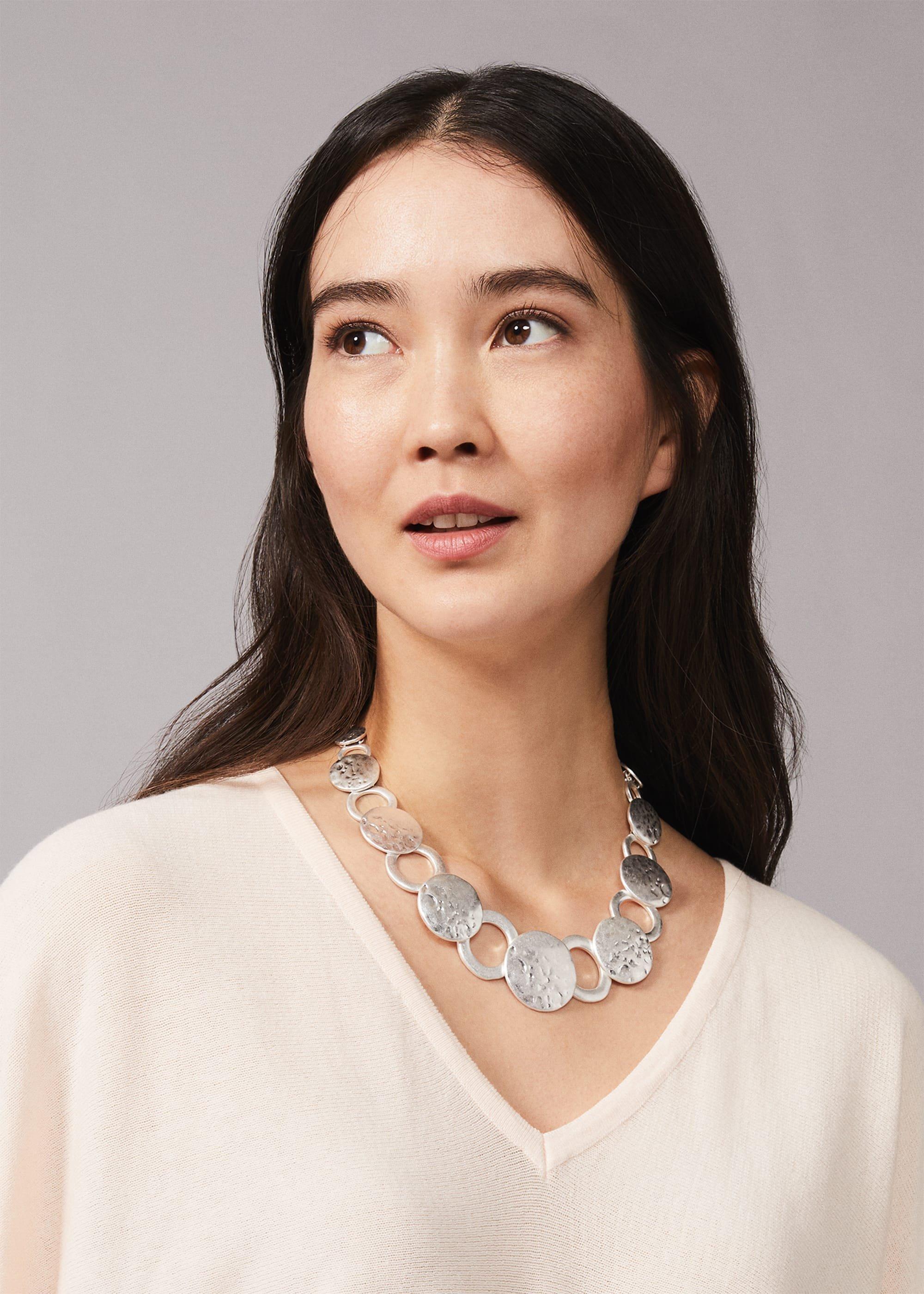 Mia Matte Collar Necklace