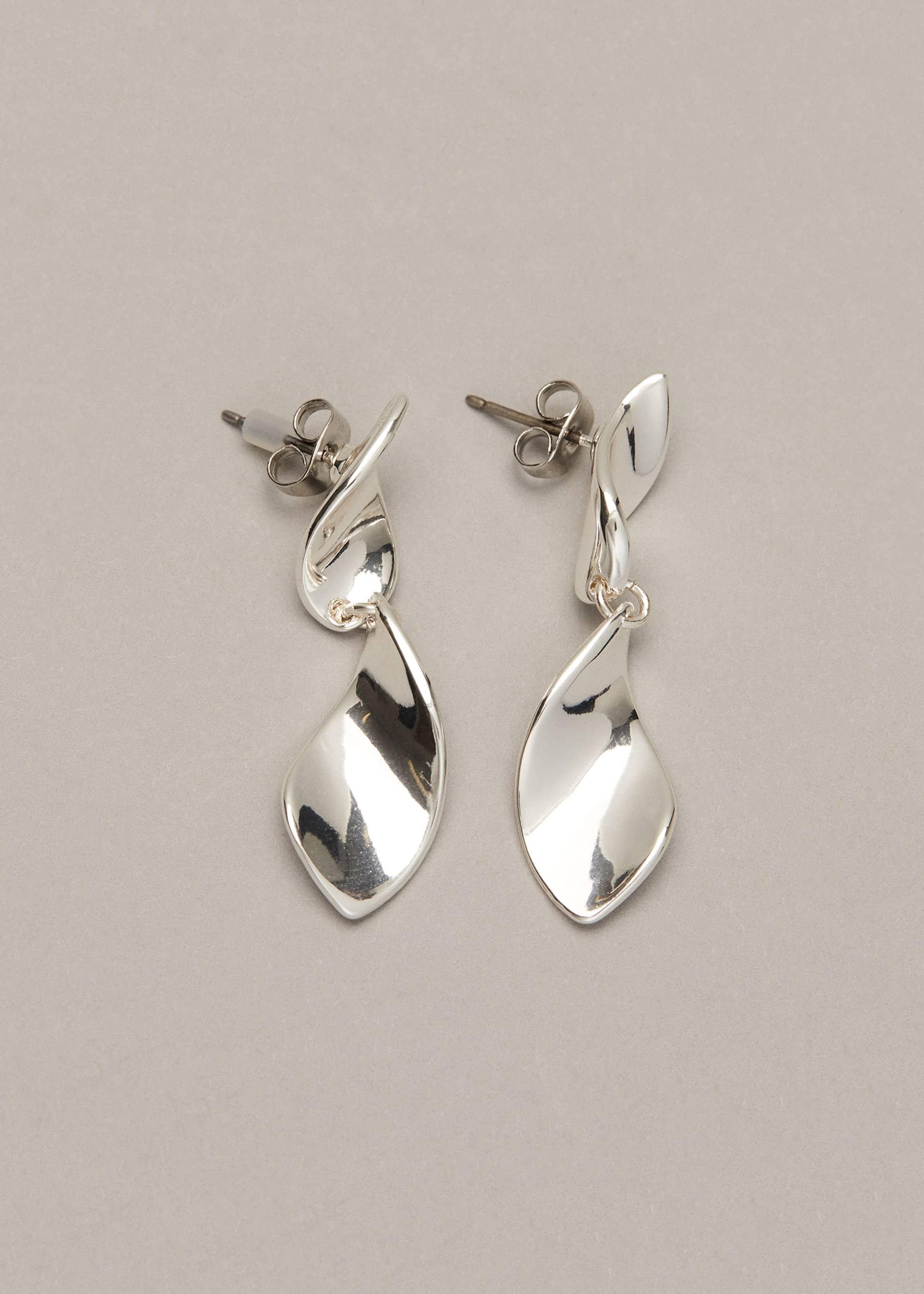 Cam Twisted Leaf Drop Earrings