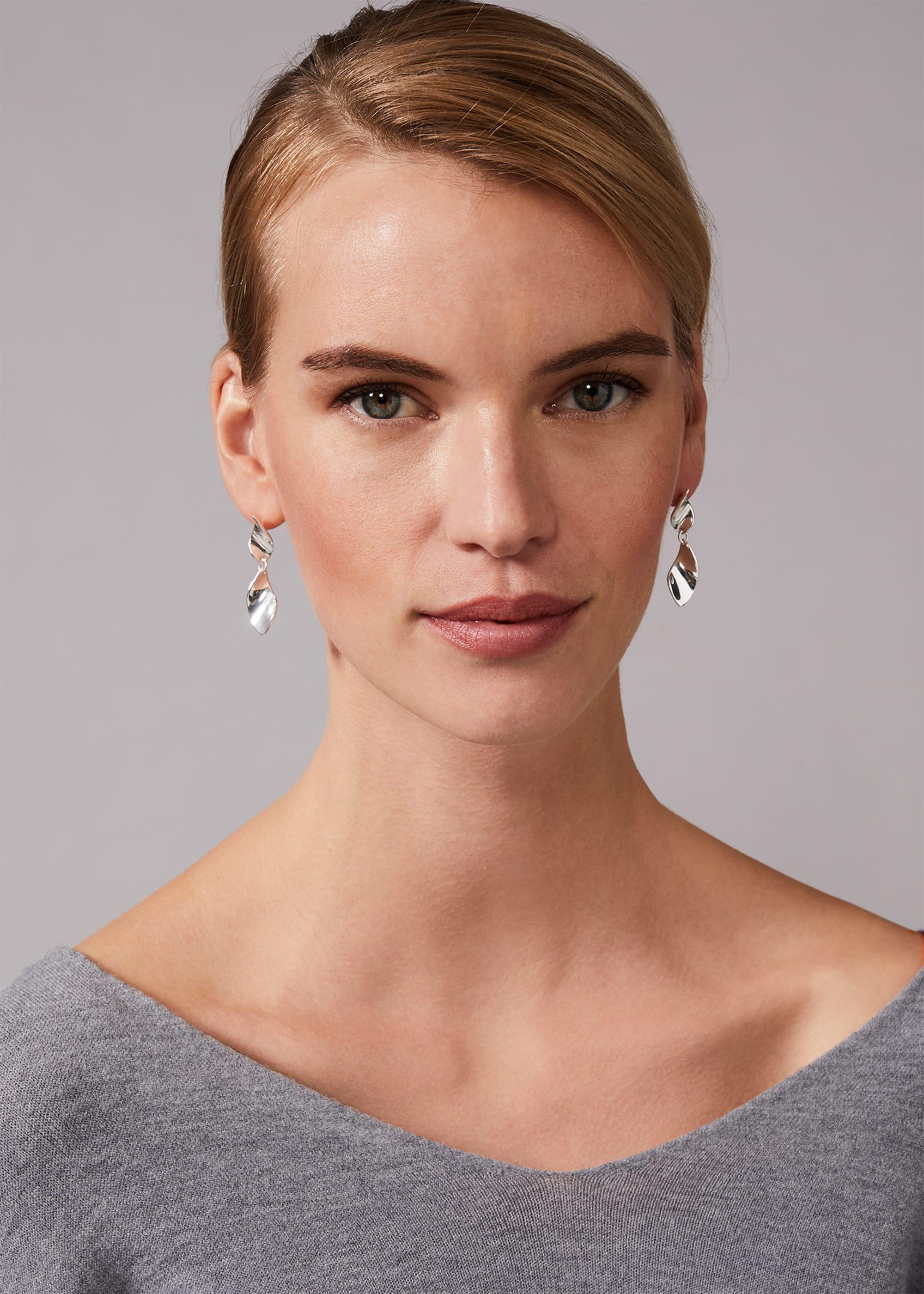 Cam Twisted Leaf Drop Earrings