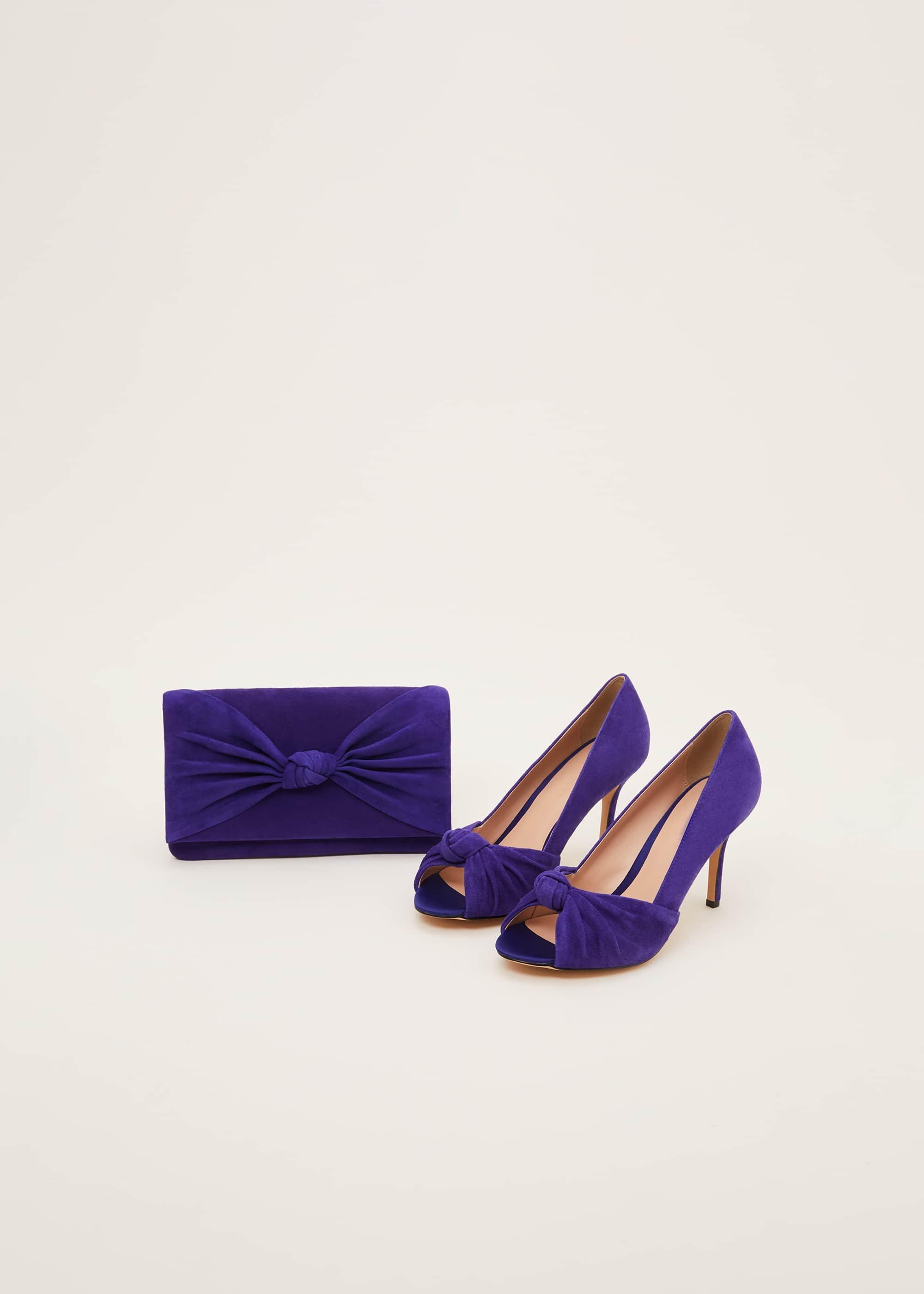 Carrie Knot Front Clutch Bag