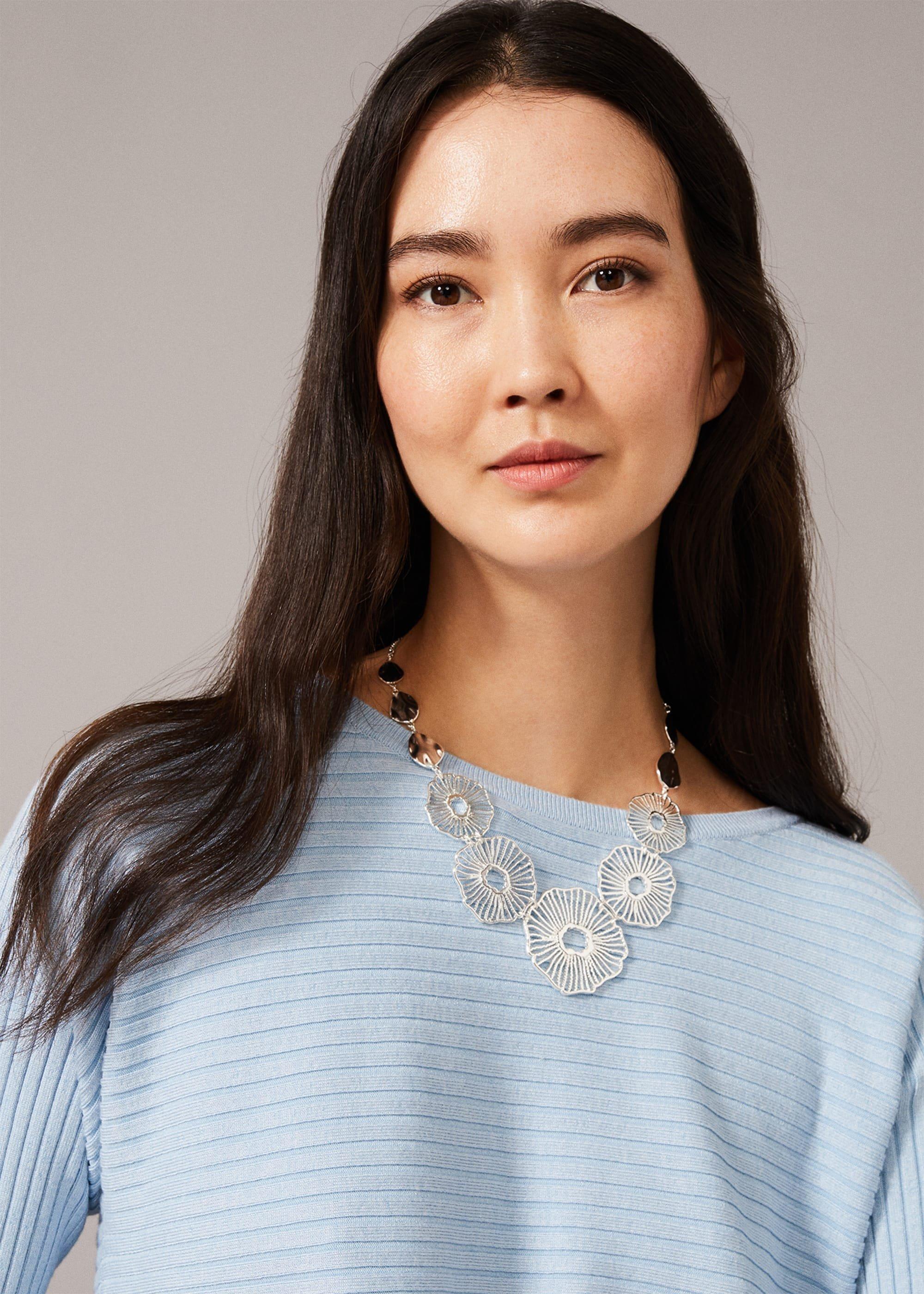 Fifi Flower Necklace