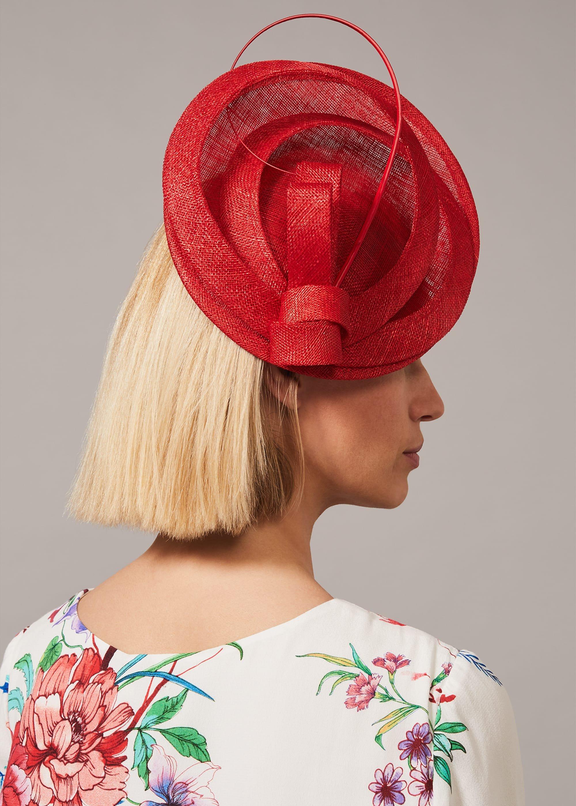 Dolly Small Disc Fascinator