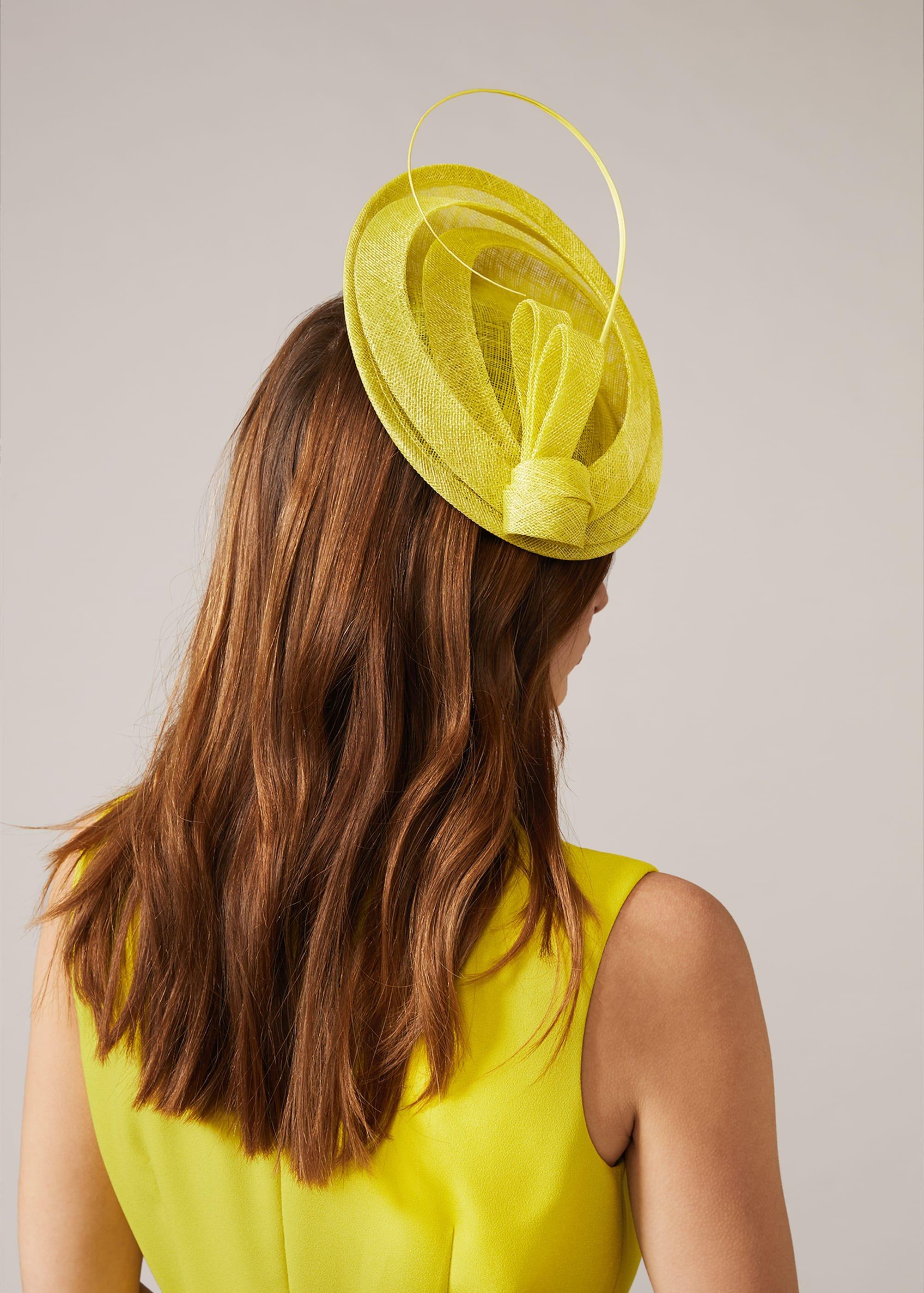 Dolly Small Disc Fascinator