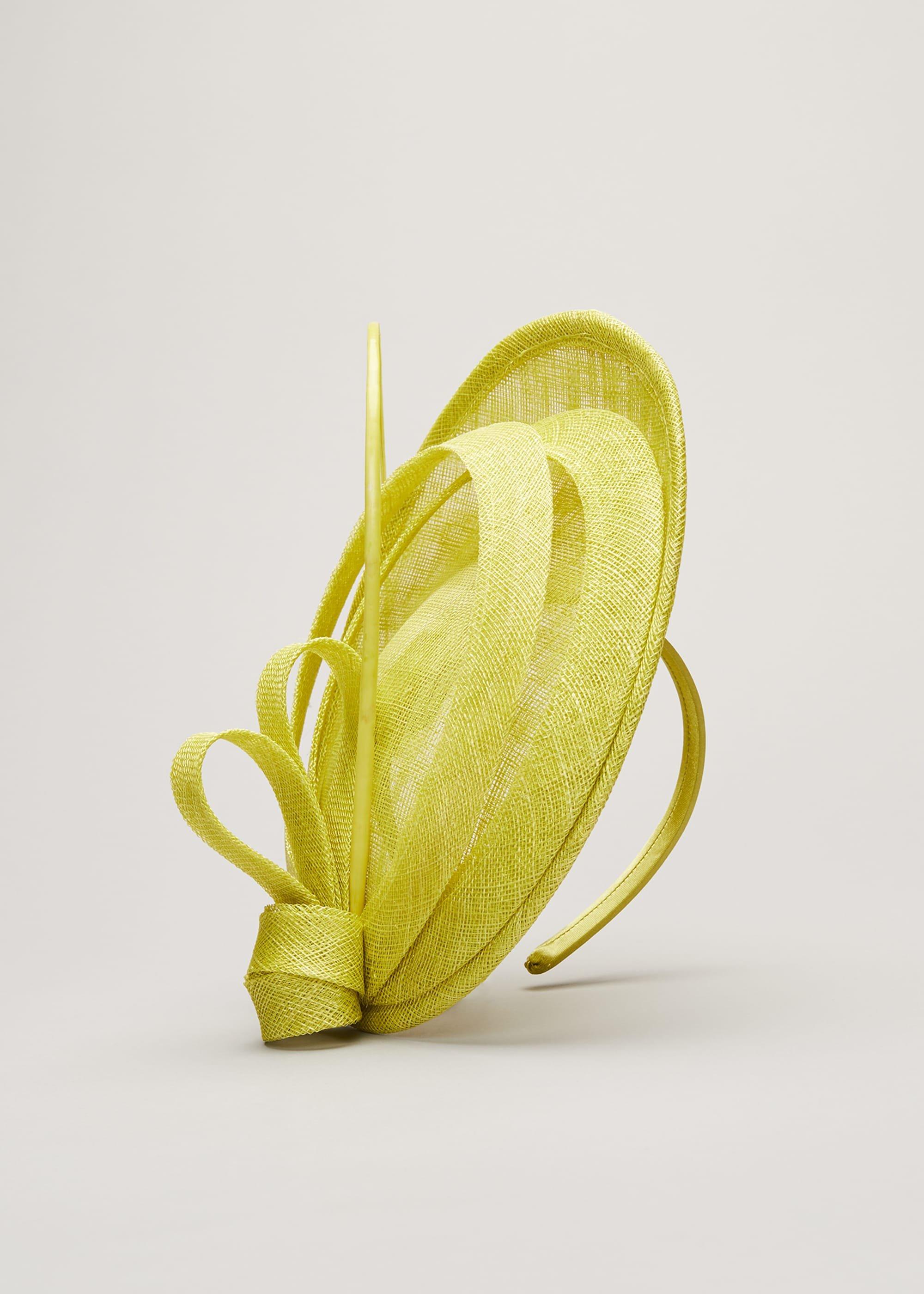 Dolly Small Disc Fascinator