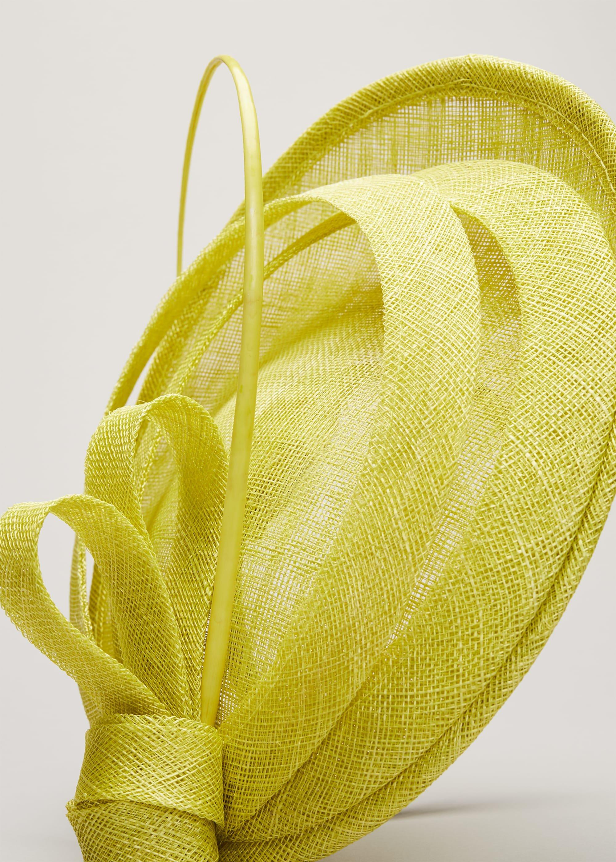 Dolly Small Disc Fascinator