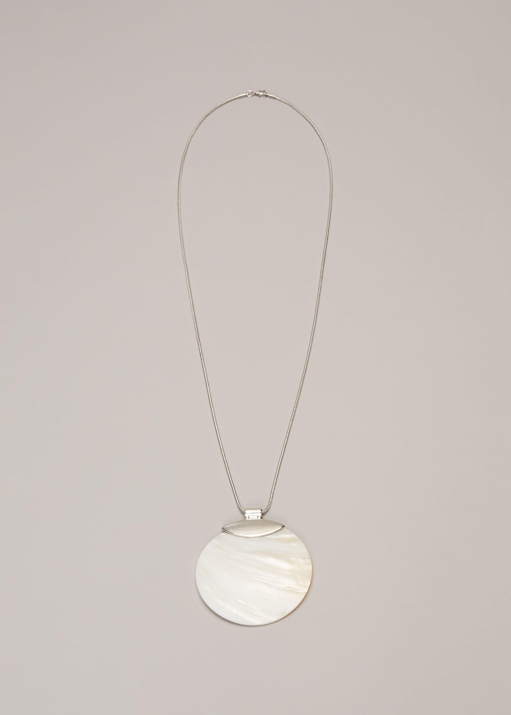 Anna Shell Pendant