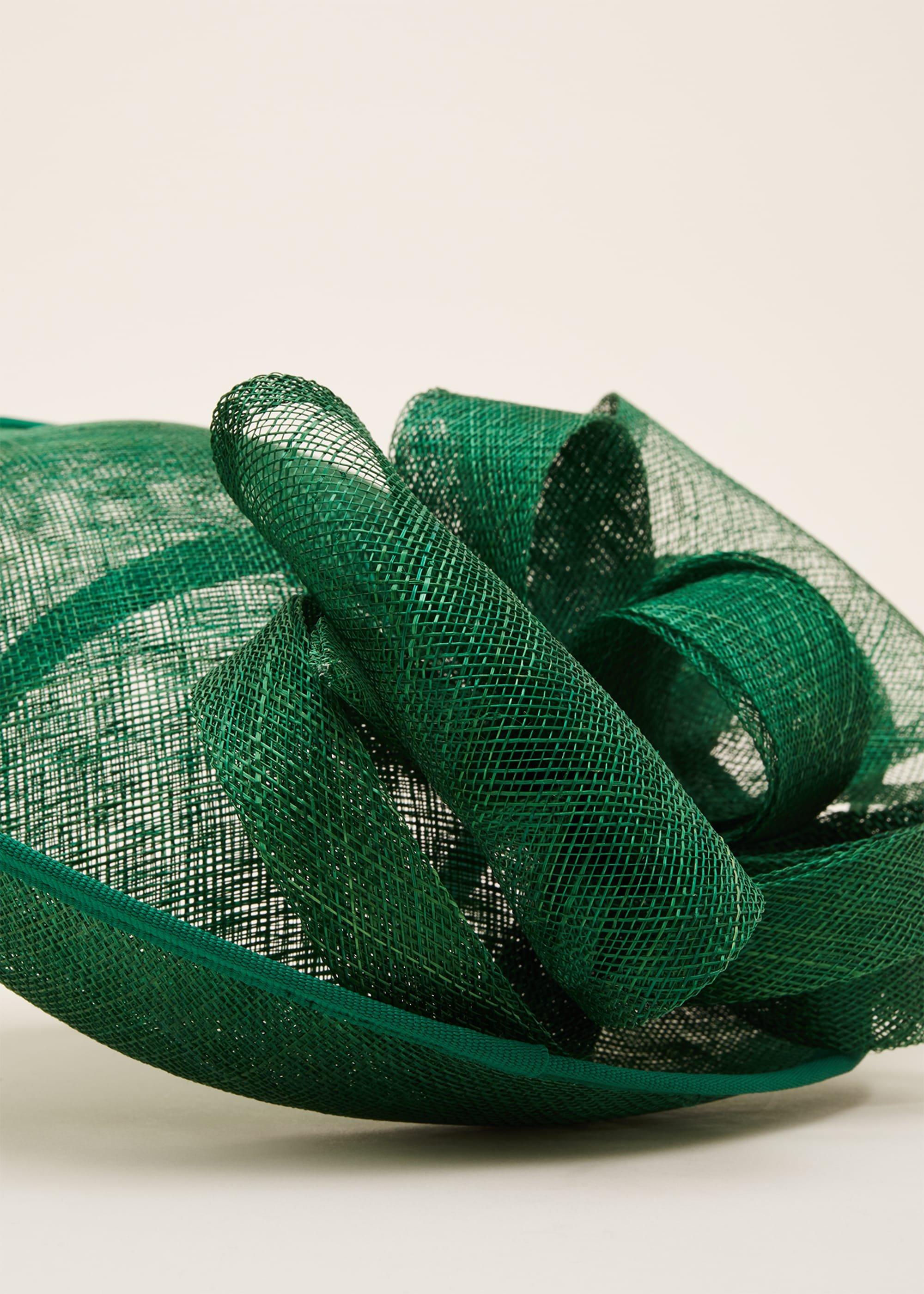 Amylia Disc Fascinator