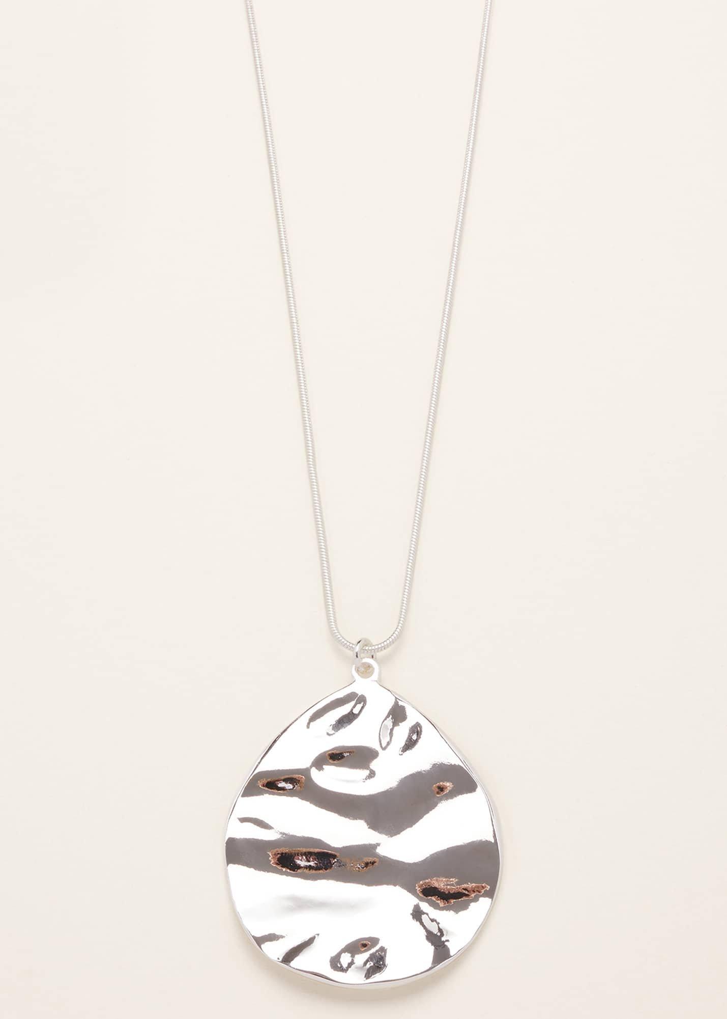 Jozie Hammered Disc Pendant Necklace