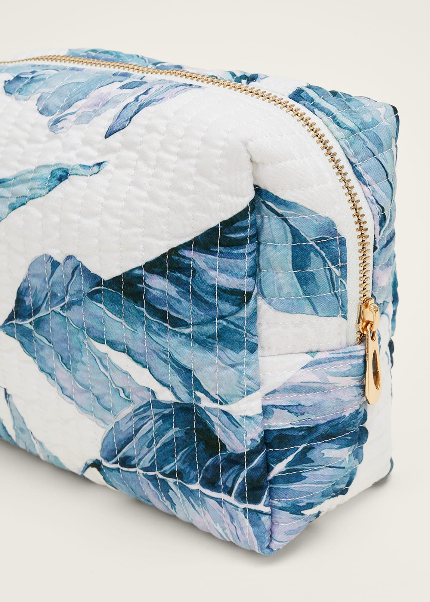 Piera Palm Print Quilted Wash Bag